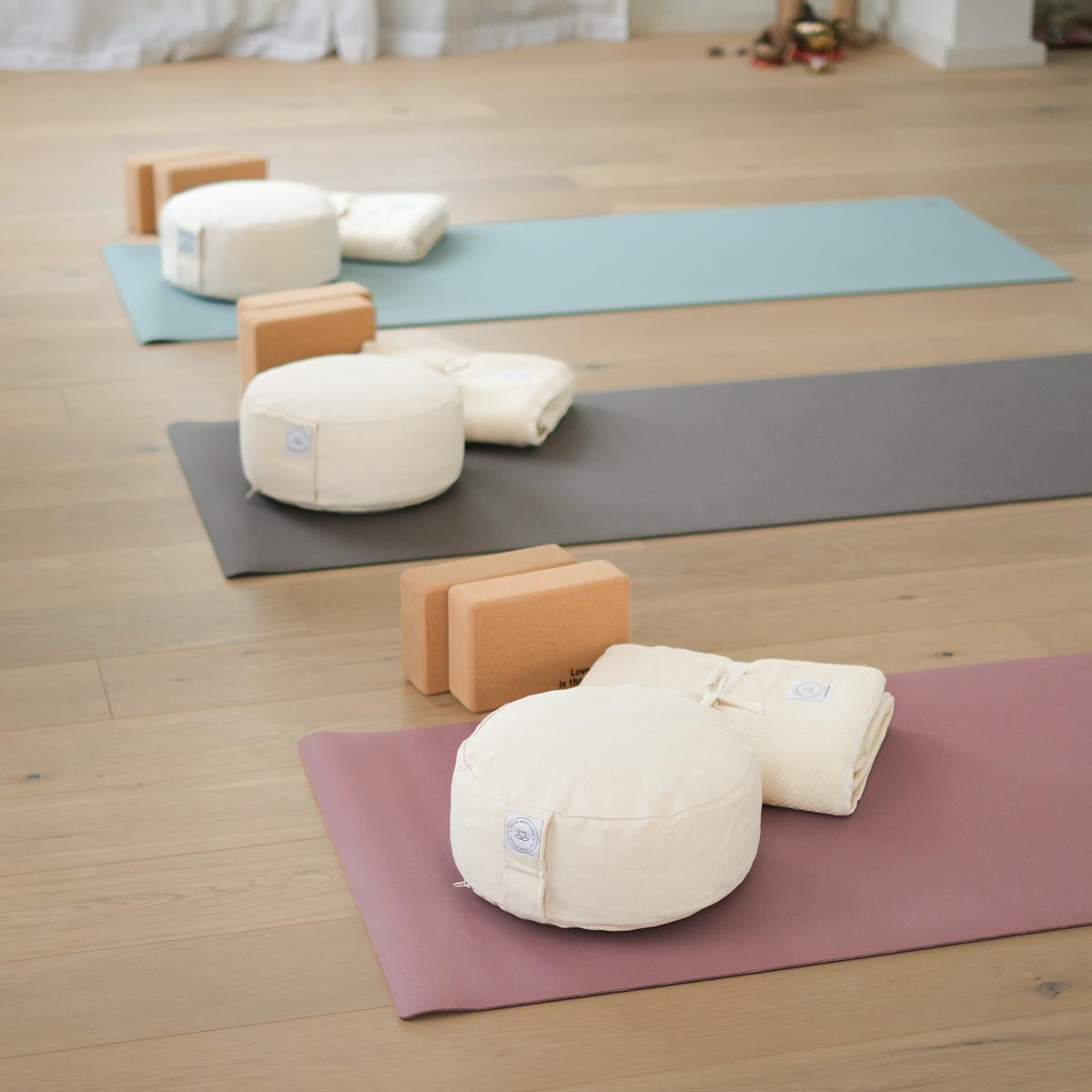 Tapis de yoga EcoGrip caoutchouc naturel FSC aubergine