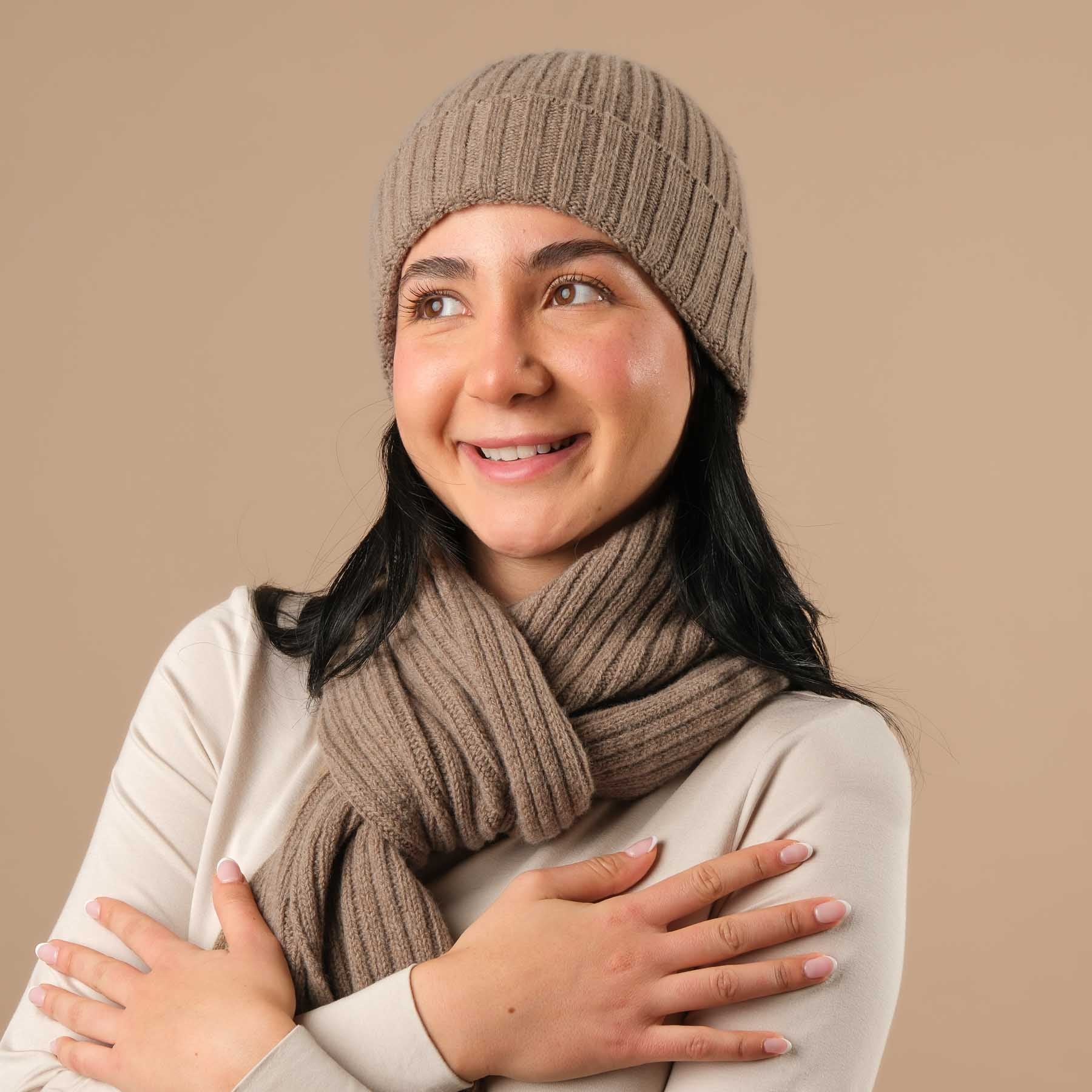 Écharpe cachemire côtelée marron