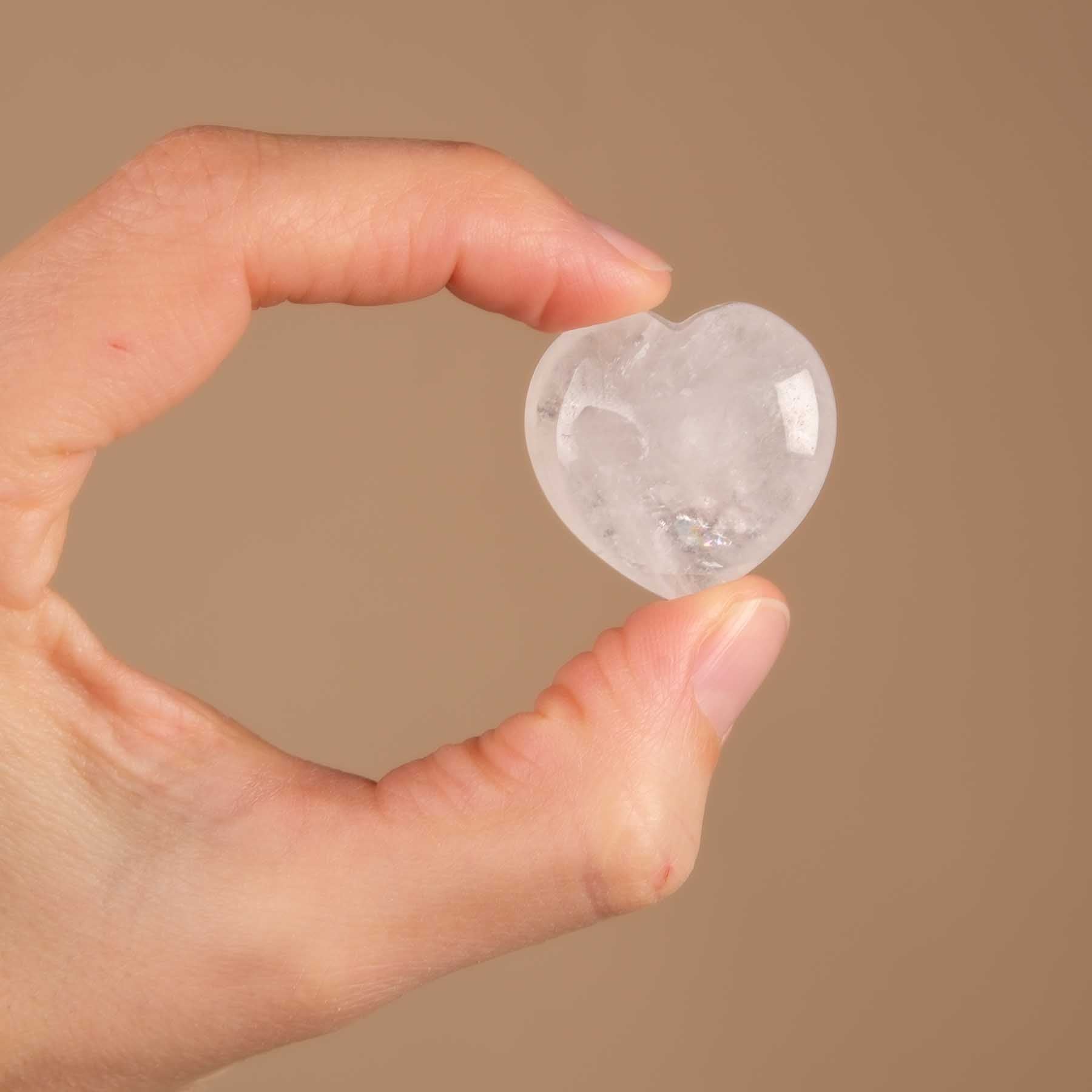 Pierre précieuse Coeur Flatteur pour la main Cristal de roche (transparent)