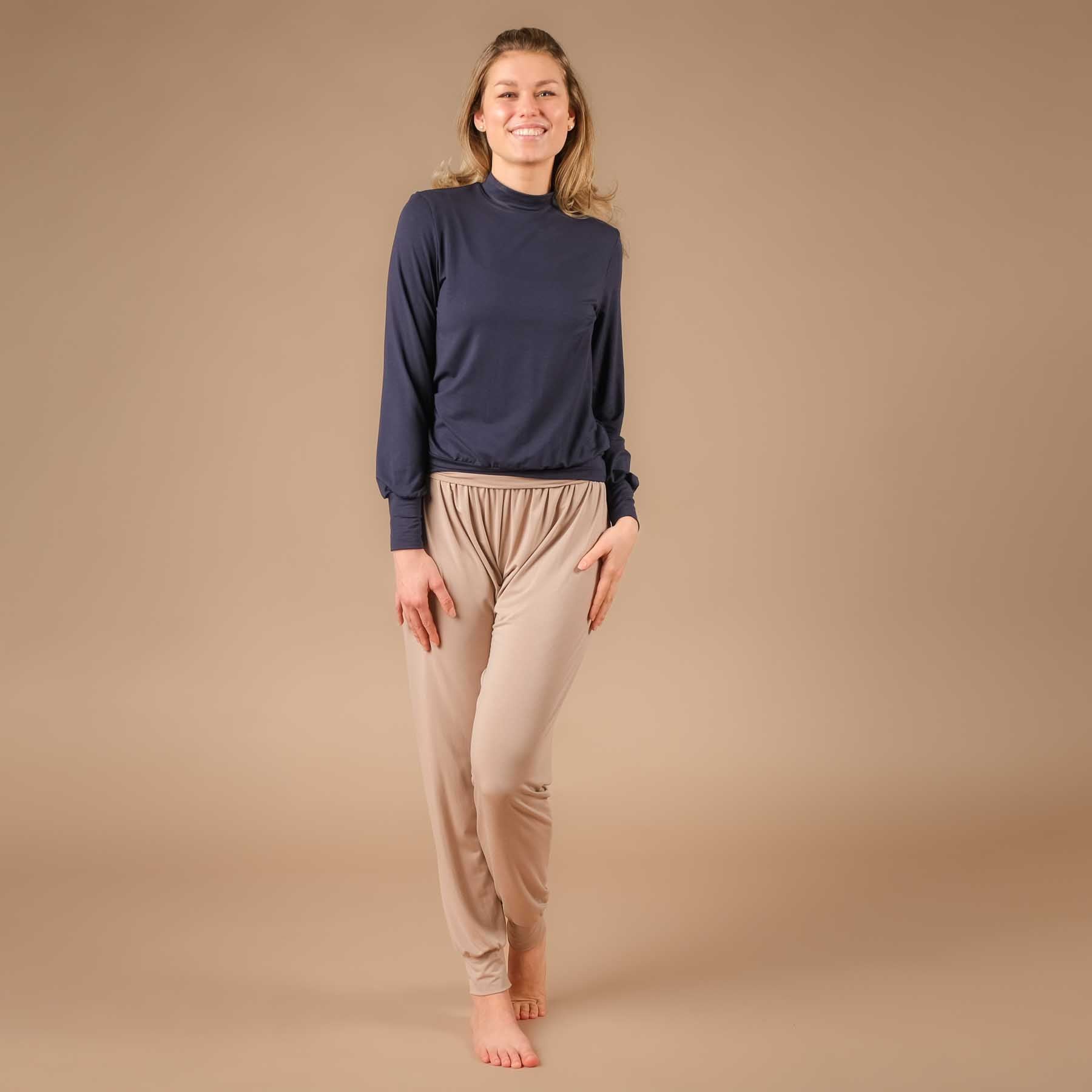 Yoga Turtleneck Col Shirt manches longues bleu marine
