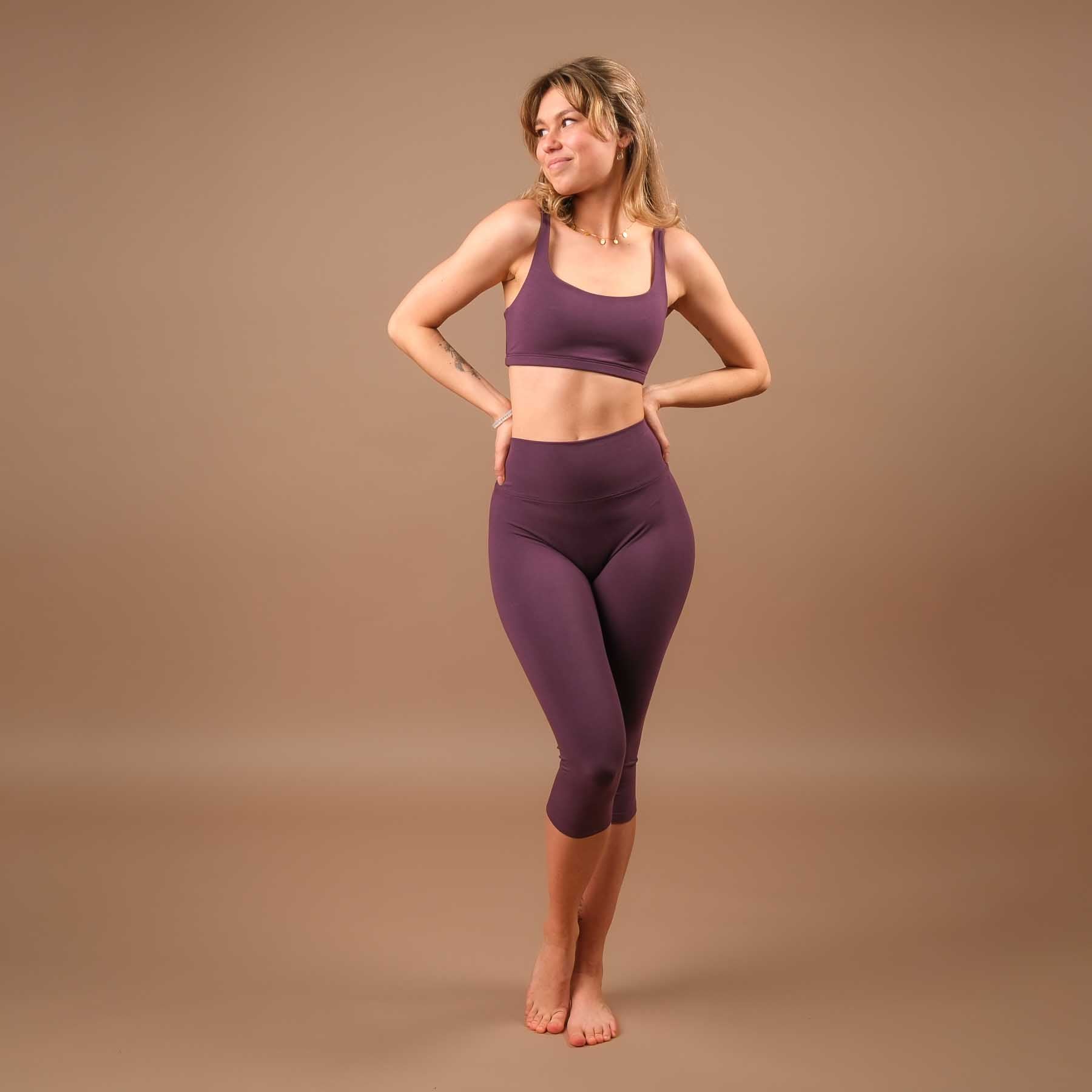 Yoga Capri Leggings Comfy plum fabriqué de manière durable en Suisse