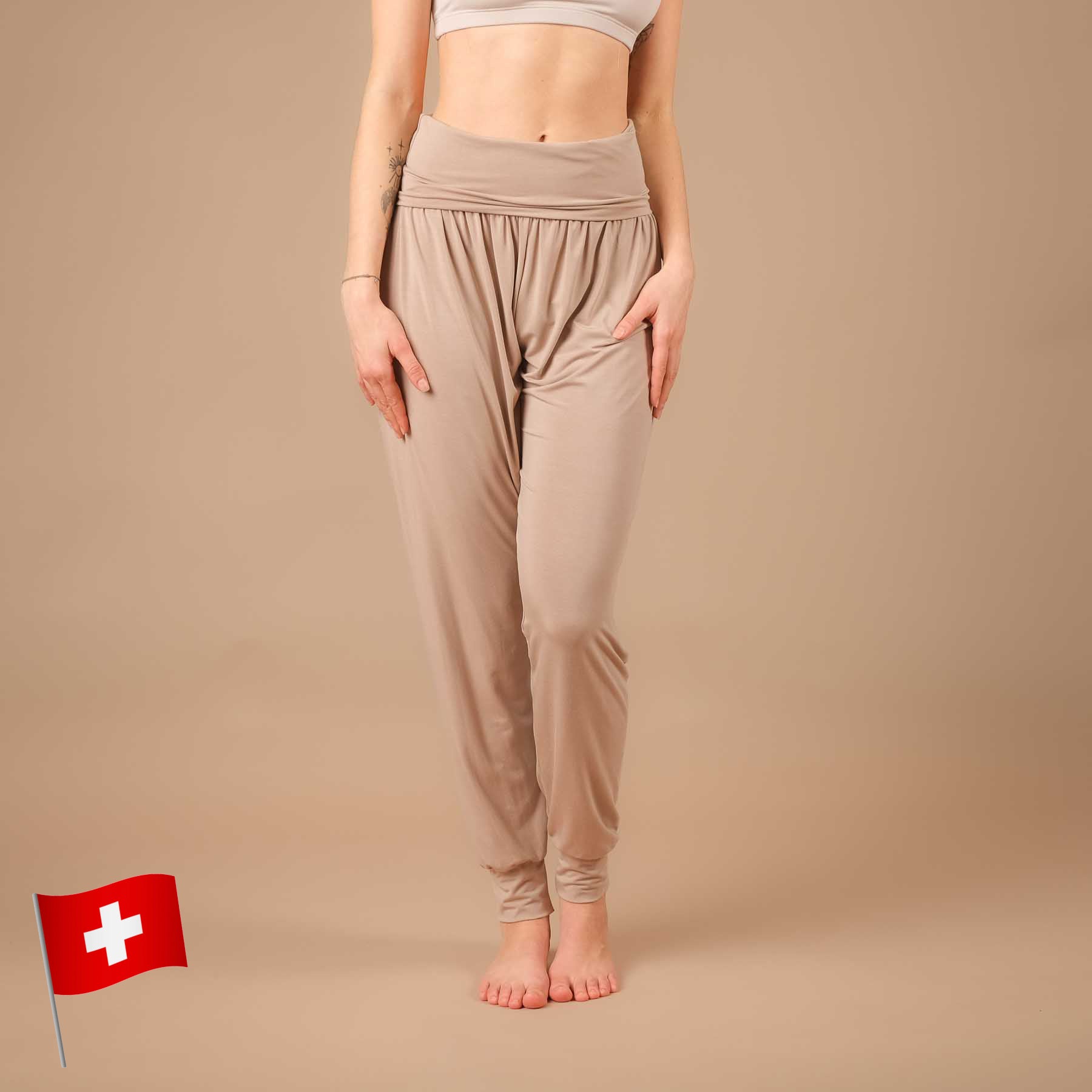 Pantalon de yoga décontracté Taj Mahal long fabriqué durablement en Suisse taupe