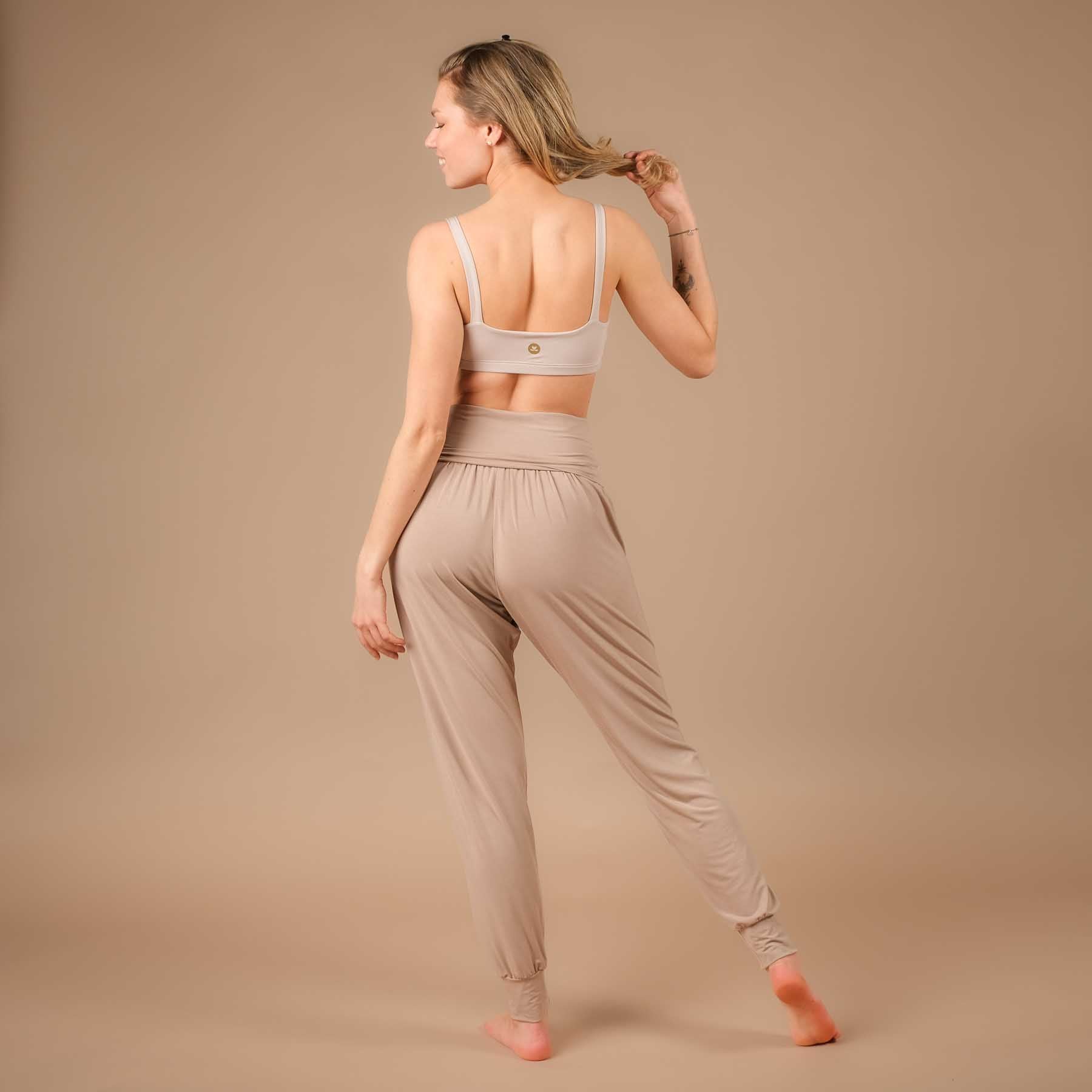 Pantalon de yoga décontracté Taj Mahal long fabriqué durablement en Suisse taupe