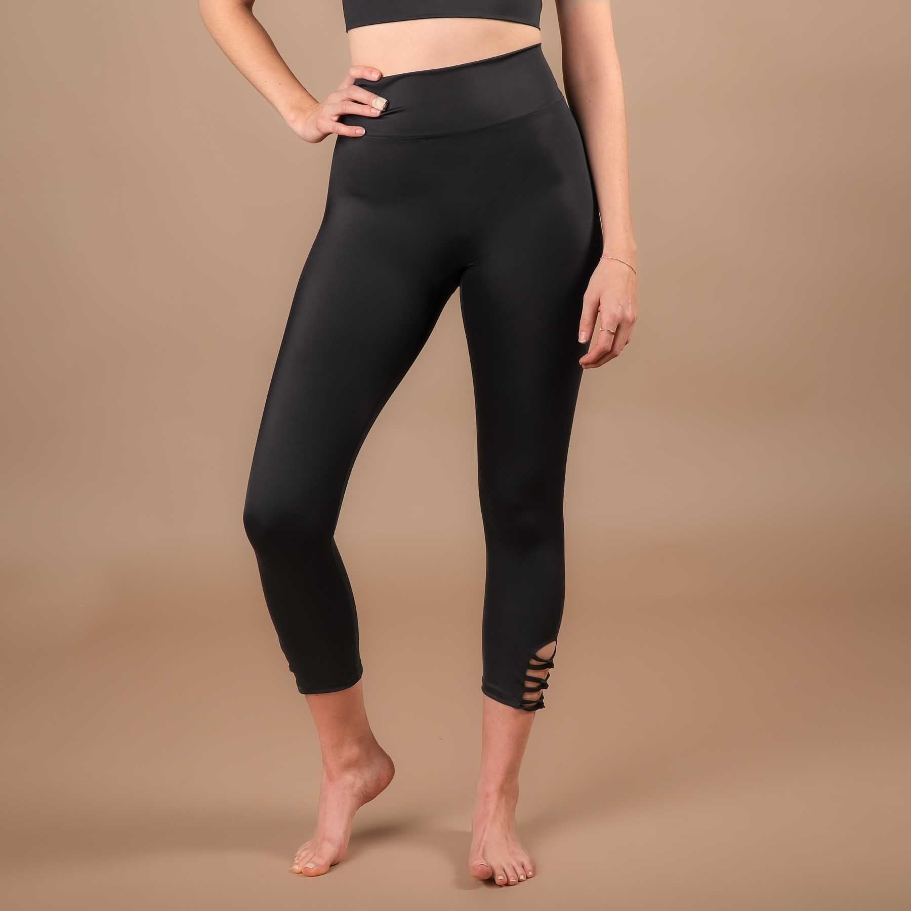 Leggings de yoga 7/8 Eco Mare fabriqués en Suisse à partir de tissu Econyl recyclé noir