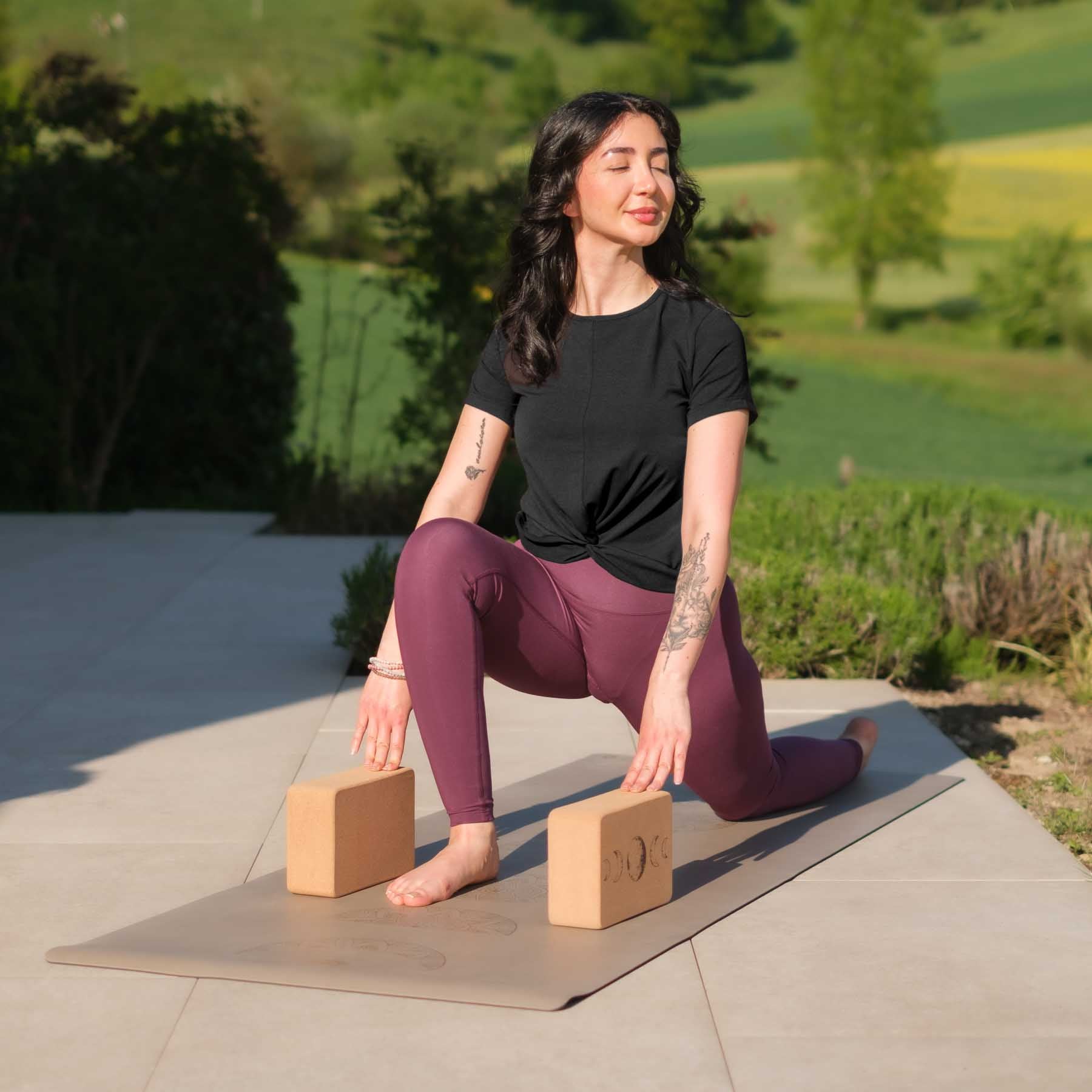 Top de yoga Twist Classy manches courtes noir