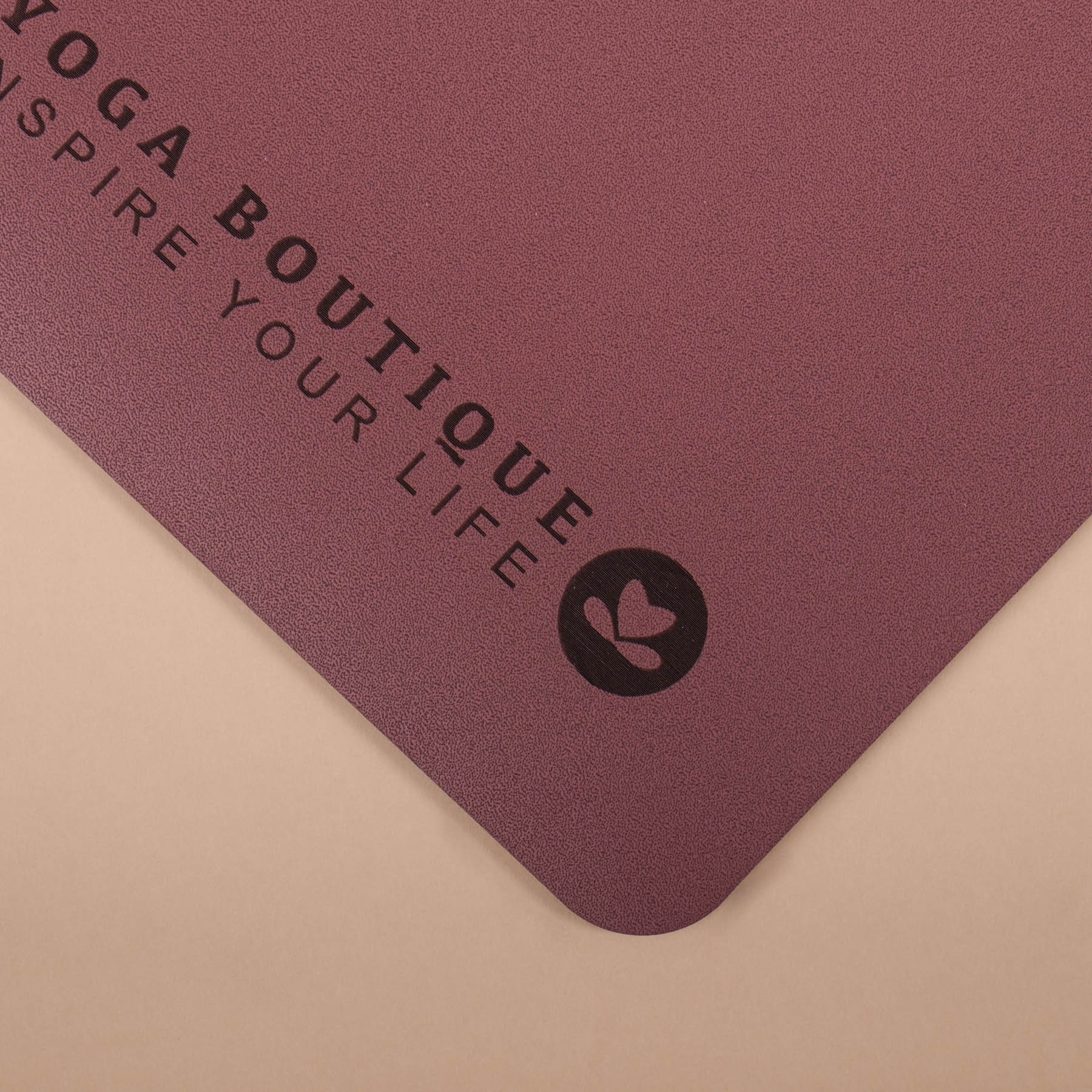 Tapis de yoga SuperGrip 2.0 Mandala tapis de yoga très antidérapant berry en caoutchouc naturel avec bonne tenue