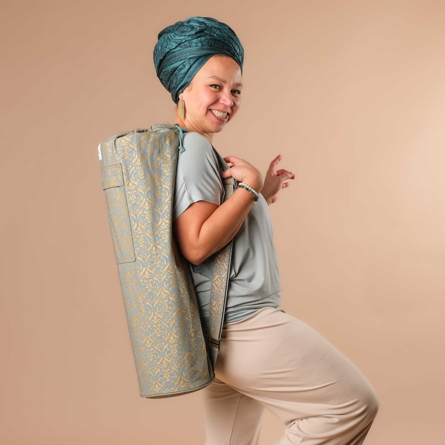 Sac pour matelas de yoga en coton bio avec blockprint doré green-water