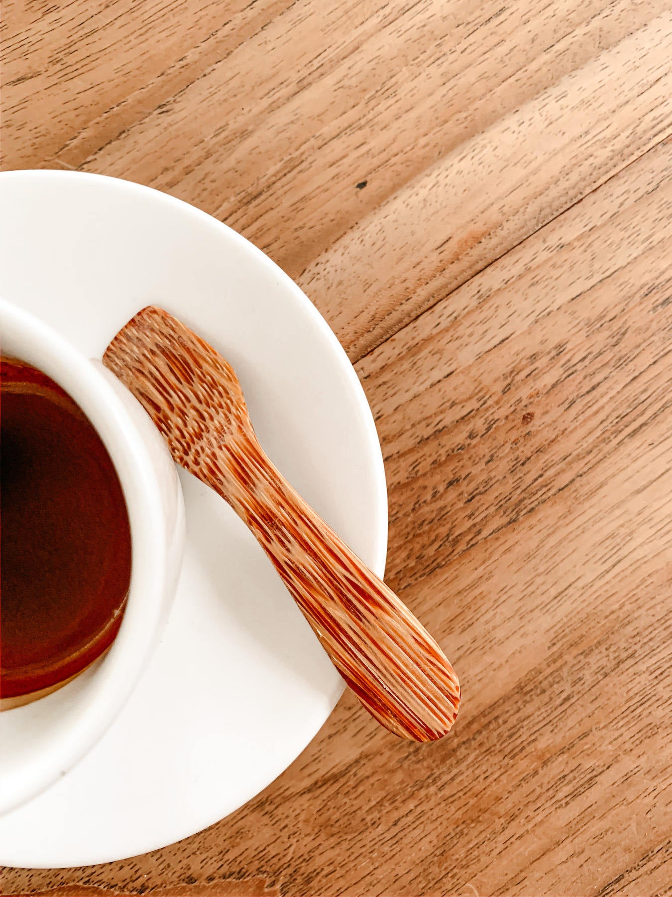 Cuillère à espresso en noix de coco durable