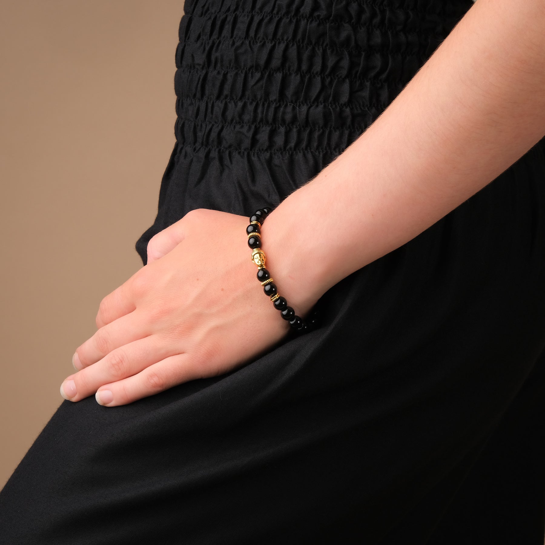 Bracelet de pierres précieuses Golden Buddha agate noire
