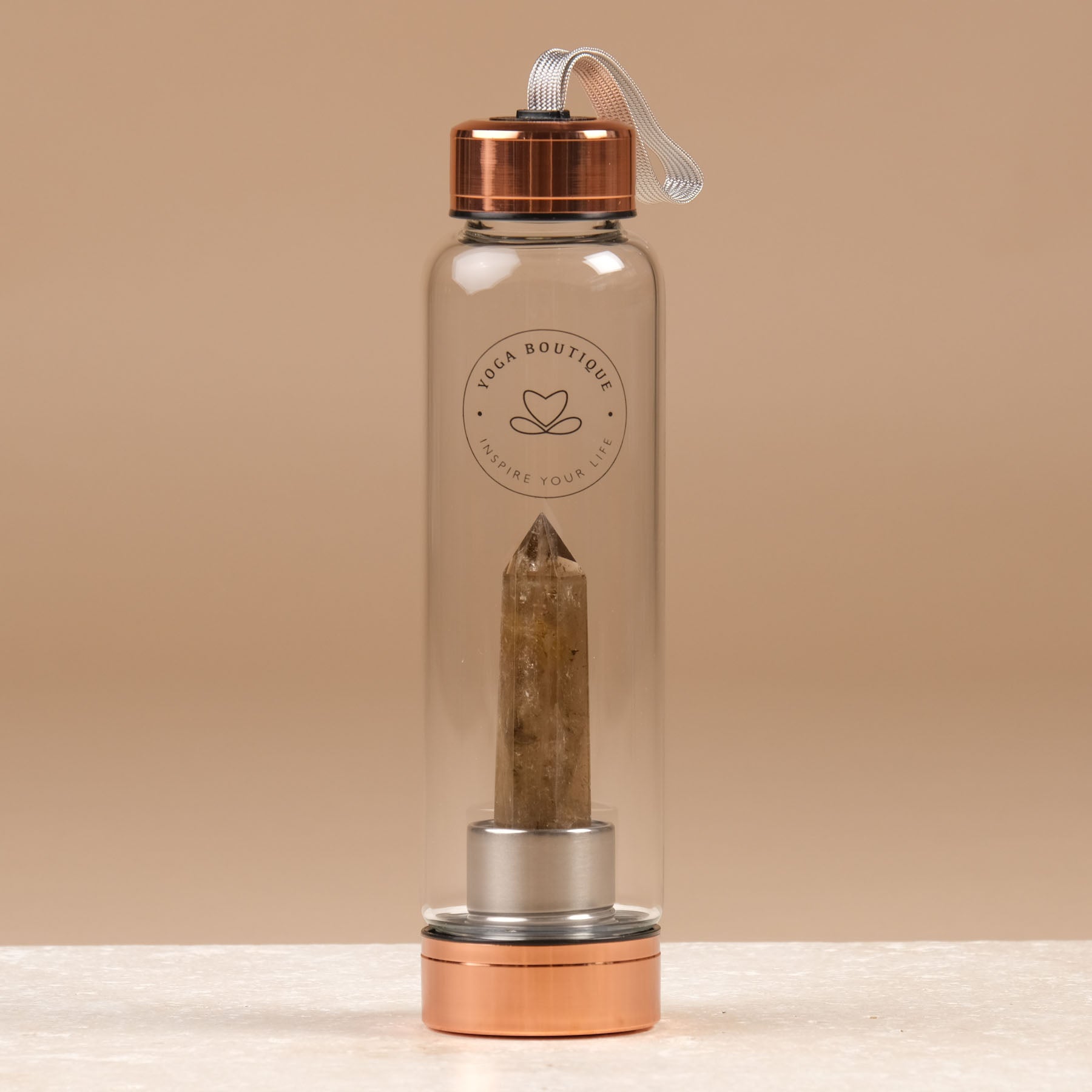Bouteille d'eau en pierre précieuse avec pointe en quartz fumé rose doré