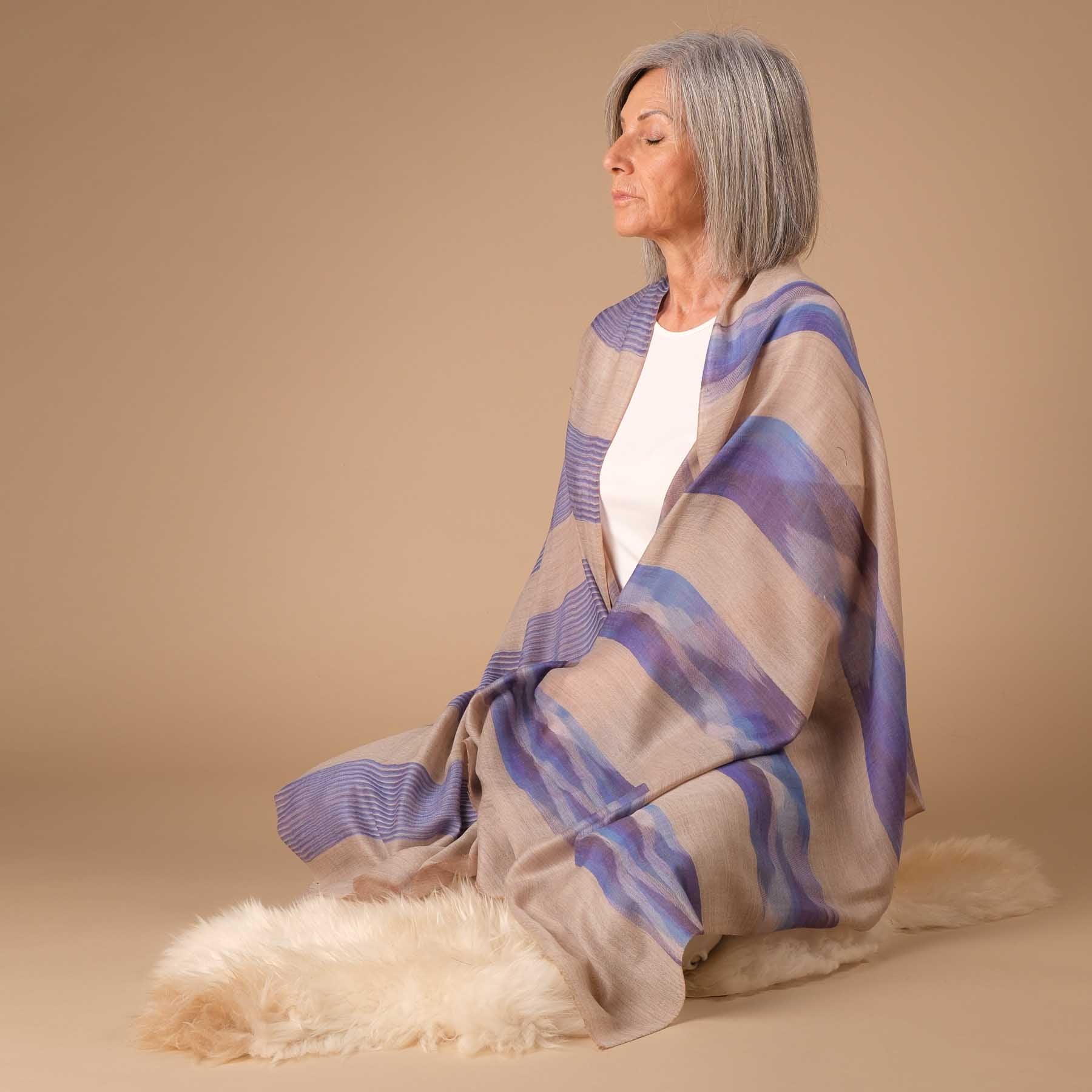 Châle de méditation Laine fine Ethno blue