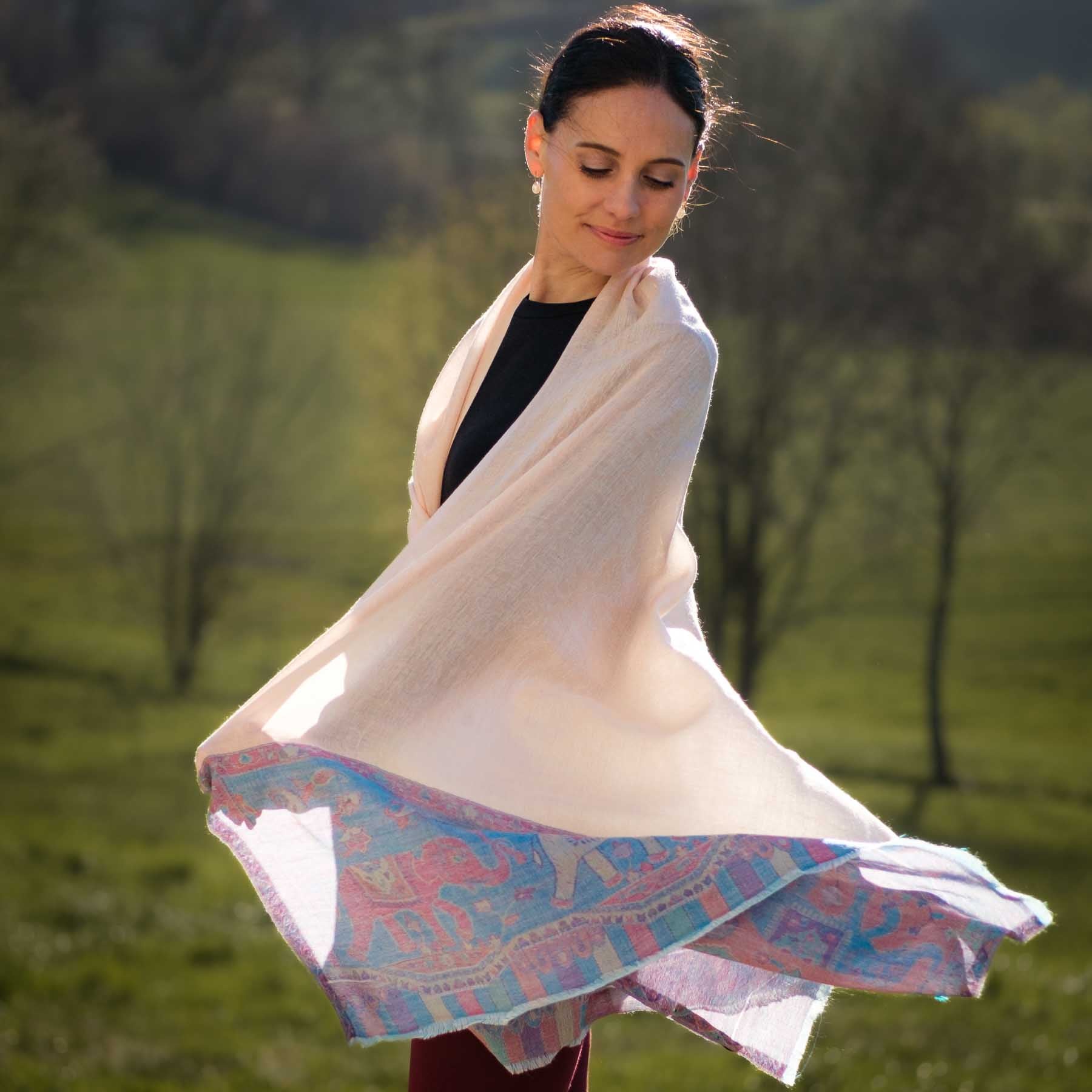 Foulard de méditation écharpe laine fine Ganesha