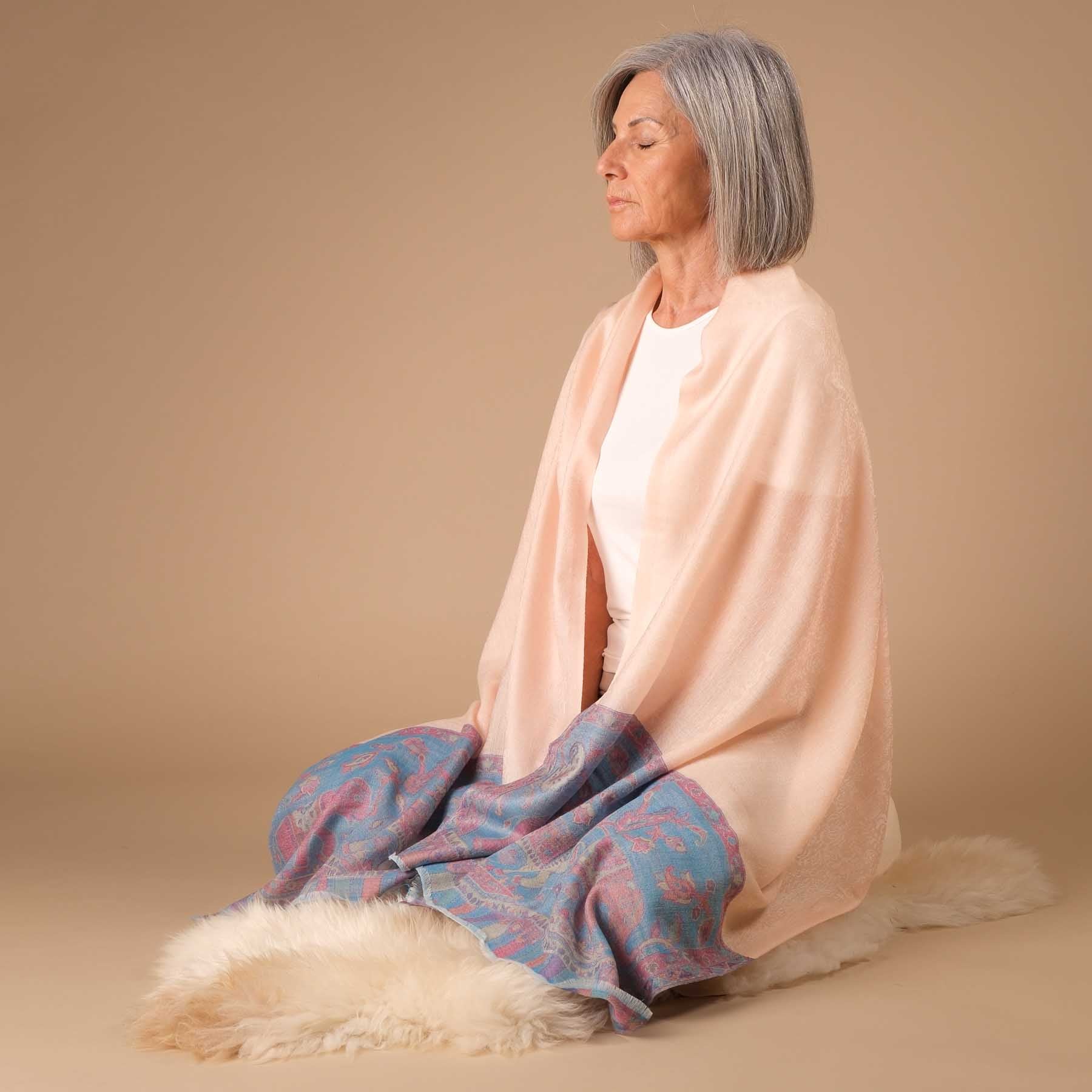 Foulard de méditation écharpe laine fine Ganesha
