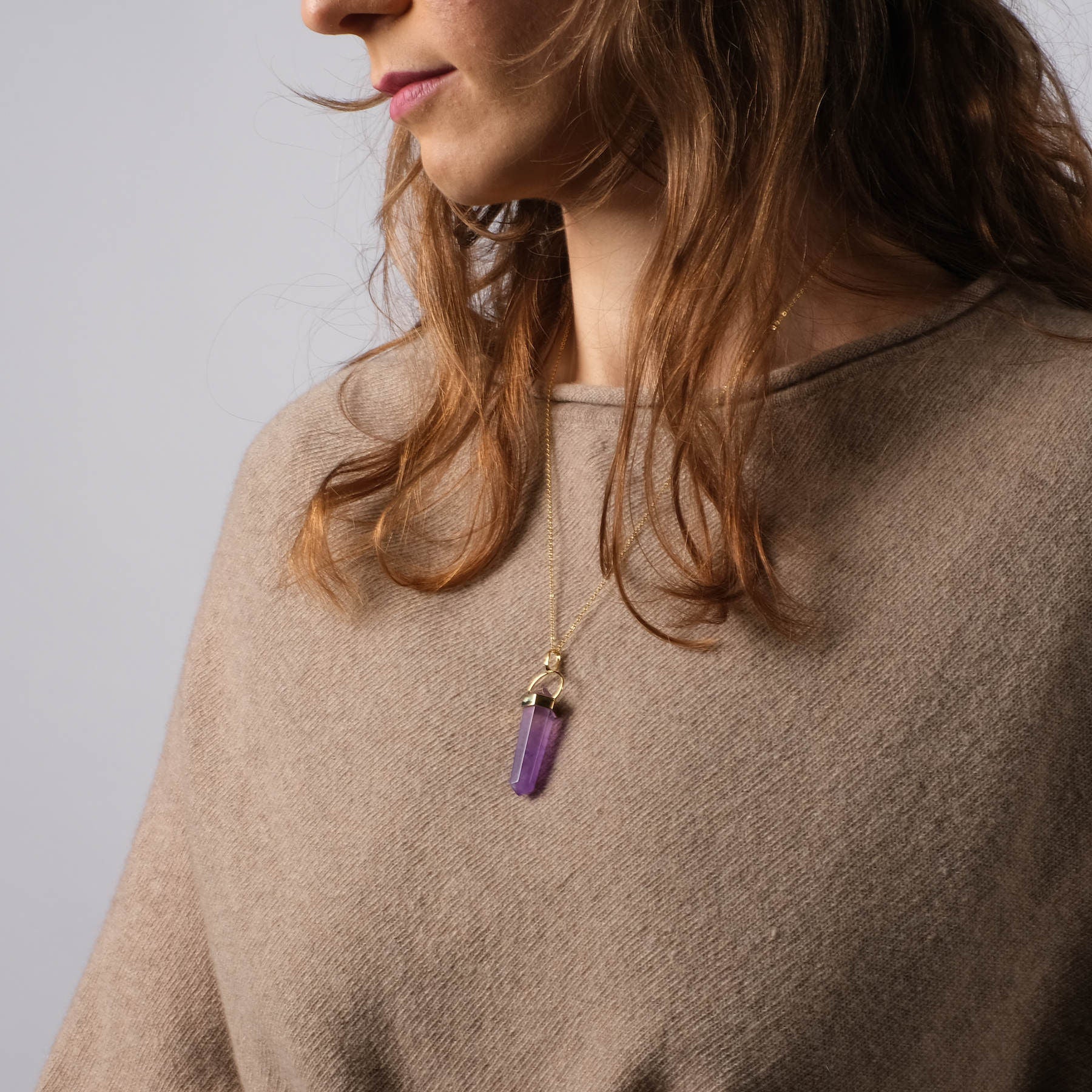 Collier de bijoux de yoga avec pointe d'améthyste or