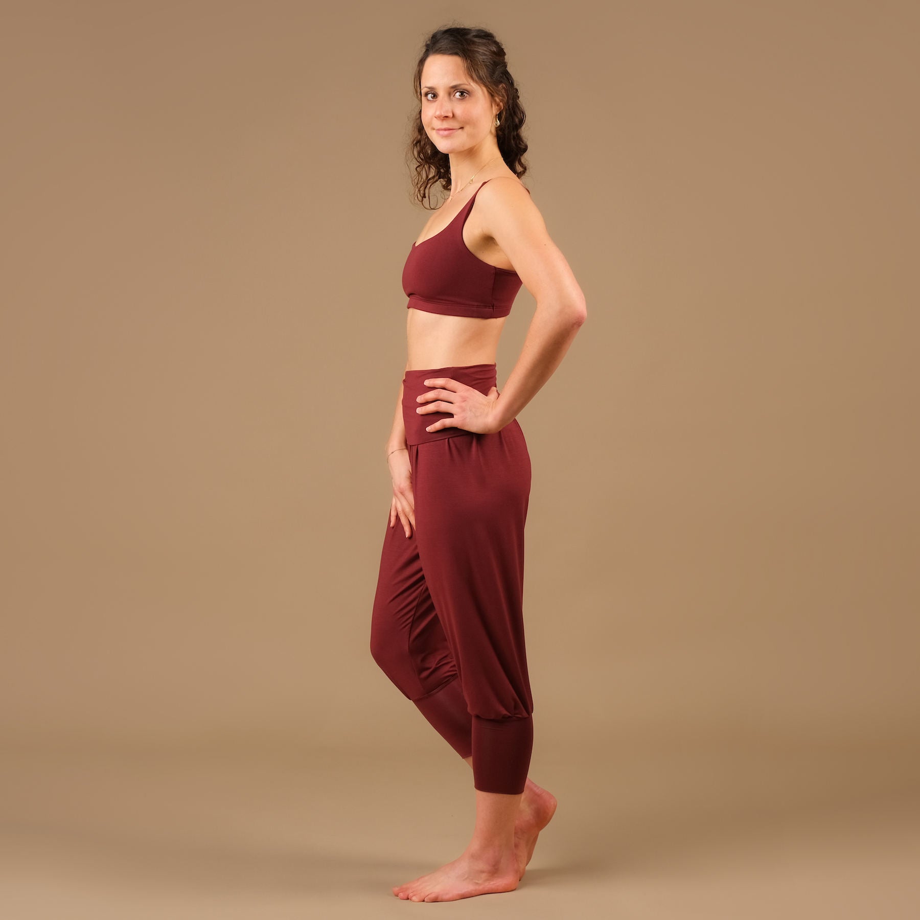 durable pantalon de yoga ample pantalon de harem 3/4 Taj Mahal fabriqué en Suisse bordeaux