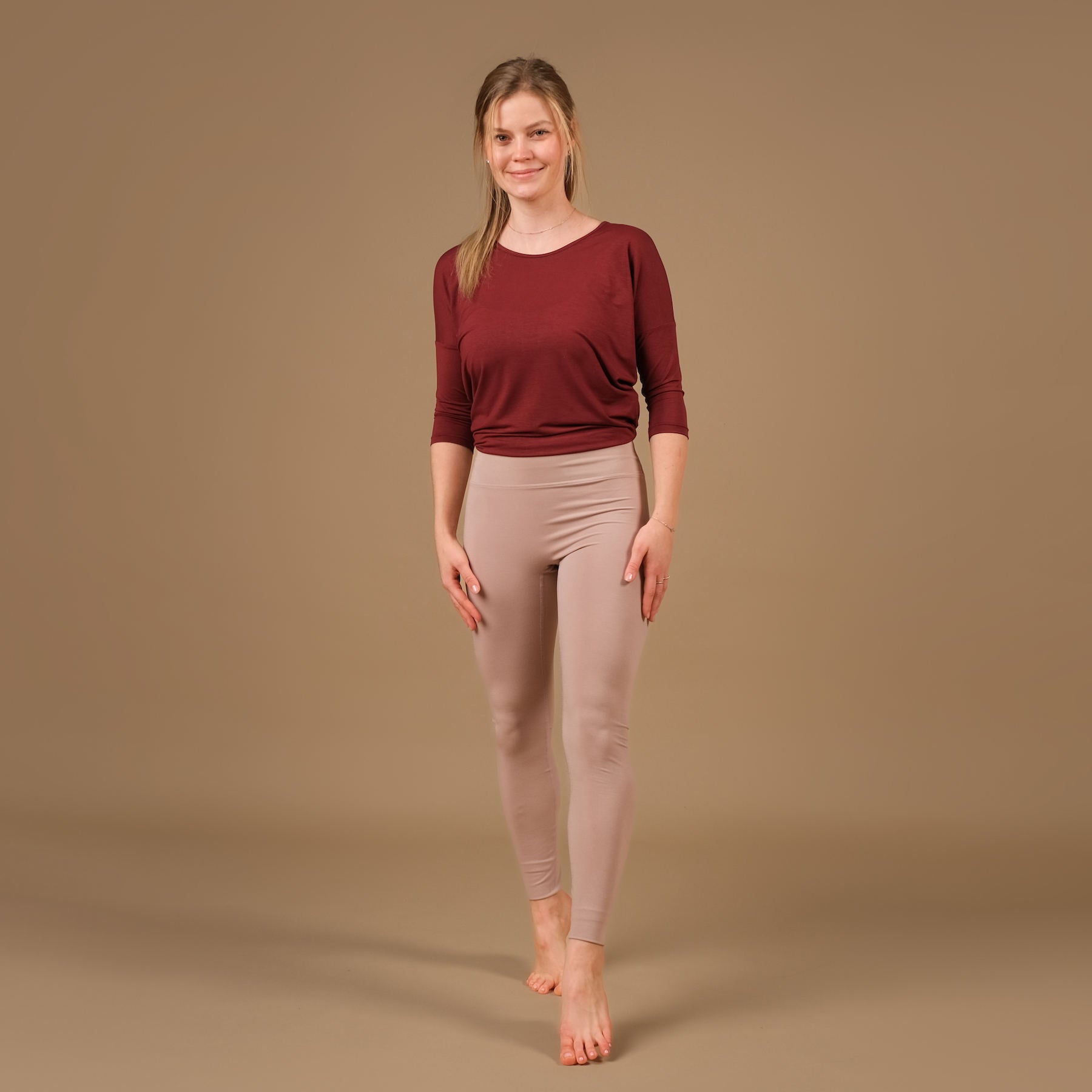 Yoga Shirt Comfy manches 3/4, fabriqué en Suisse, tissu très doux, bordeaux