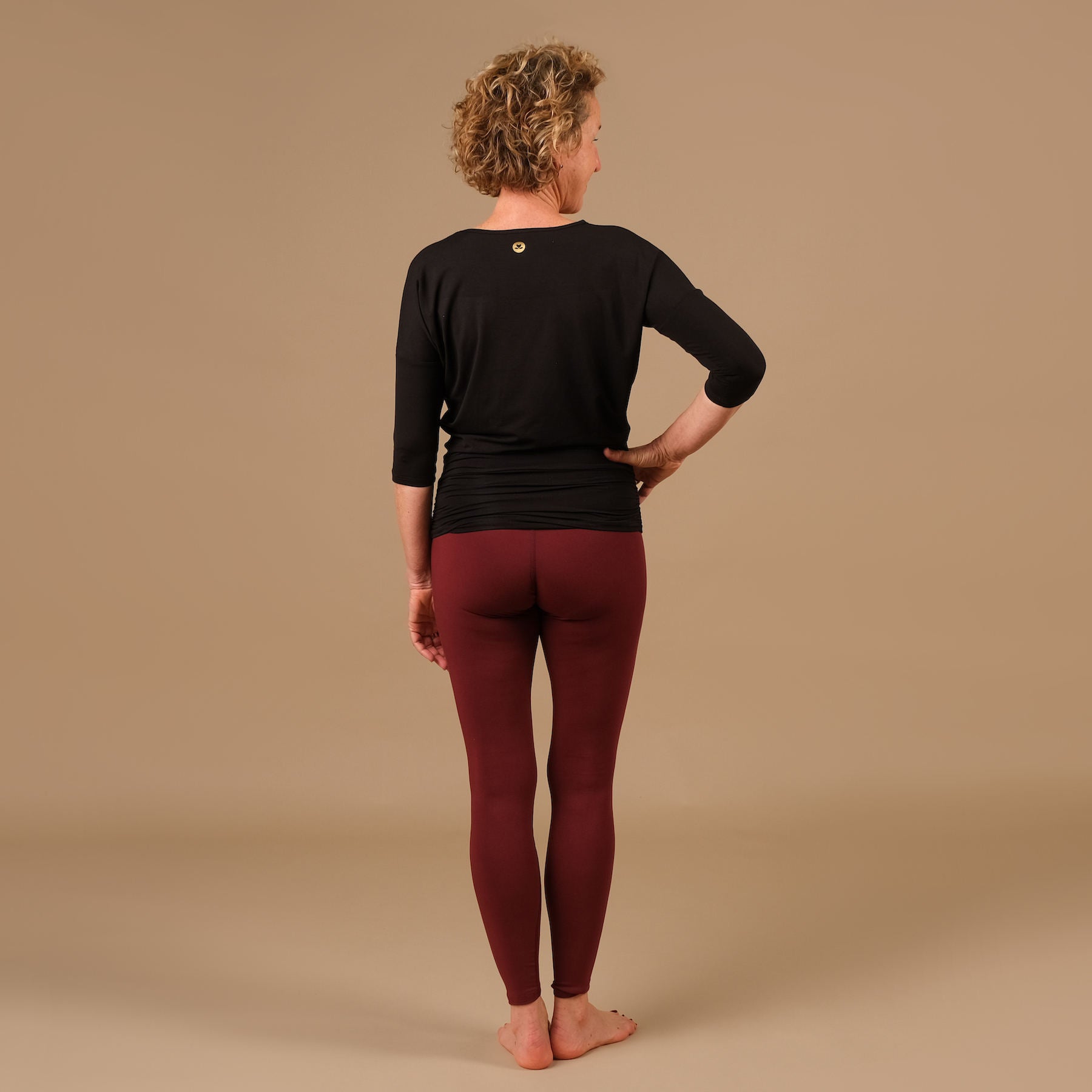 Yoga Shirt Comfy manches 3/4, fabriqué en Suisse, tissu très doux, noir