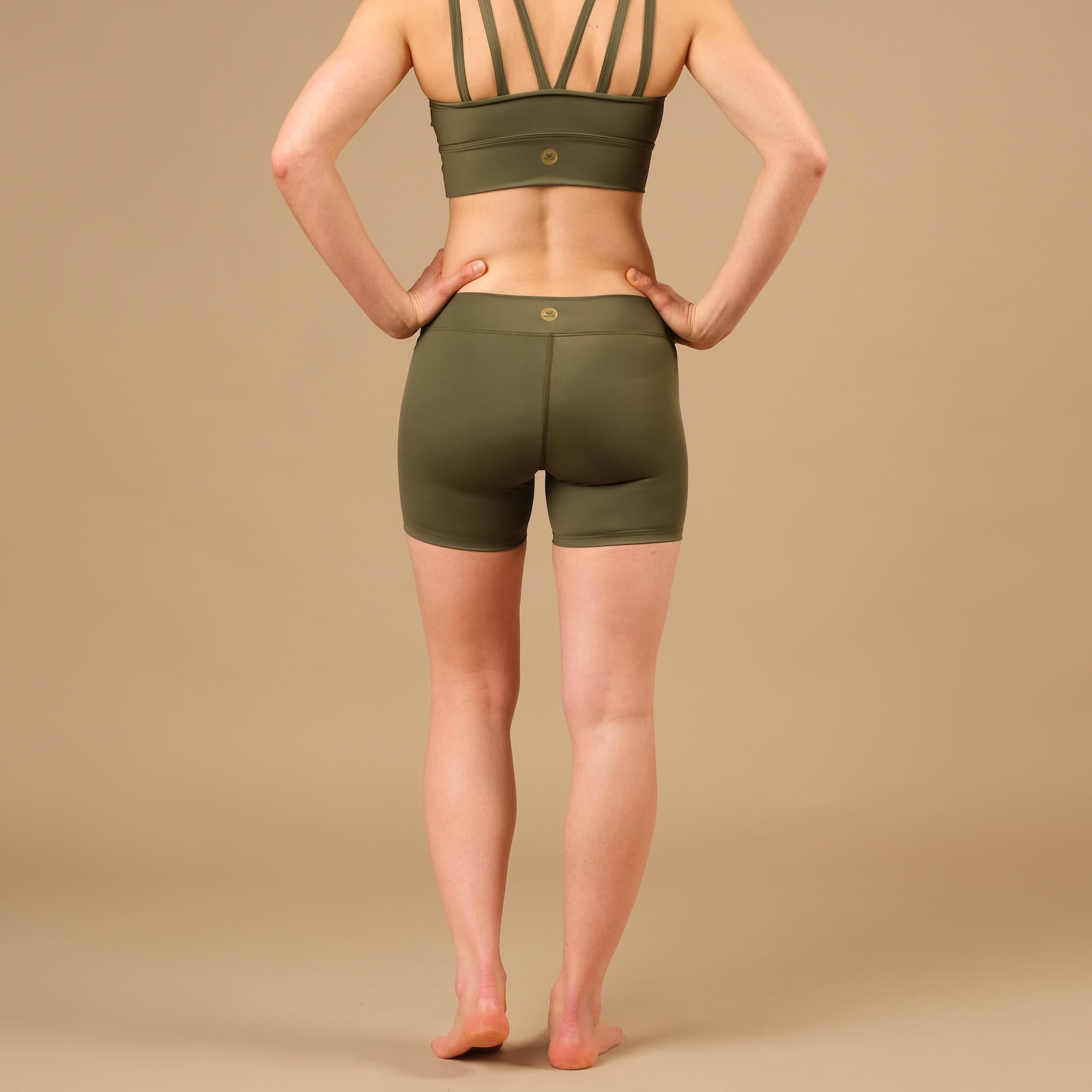 Short de yoga Eco Mare Econyl olive