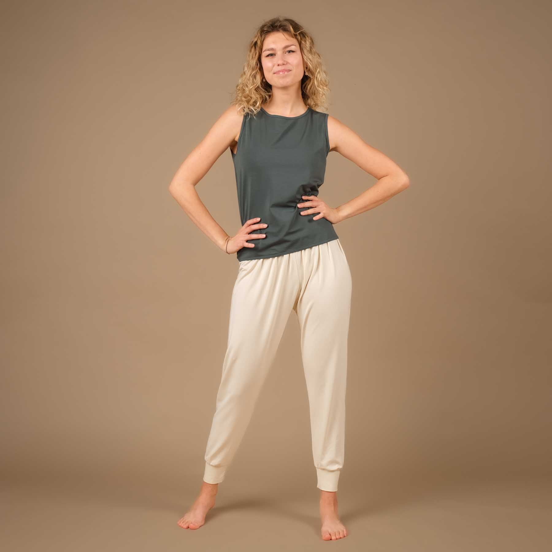 Débardeur Comfy largement fabriqué de manière durable en Suisse émeraude