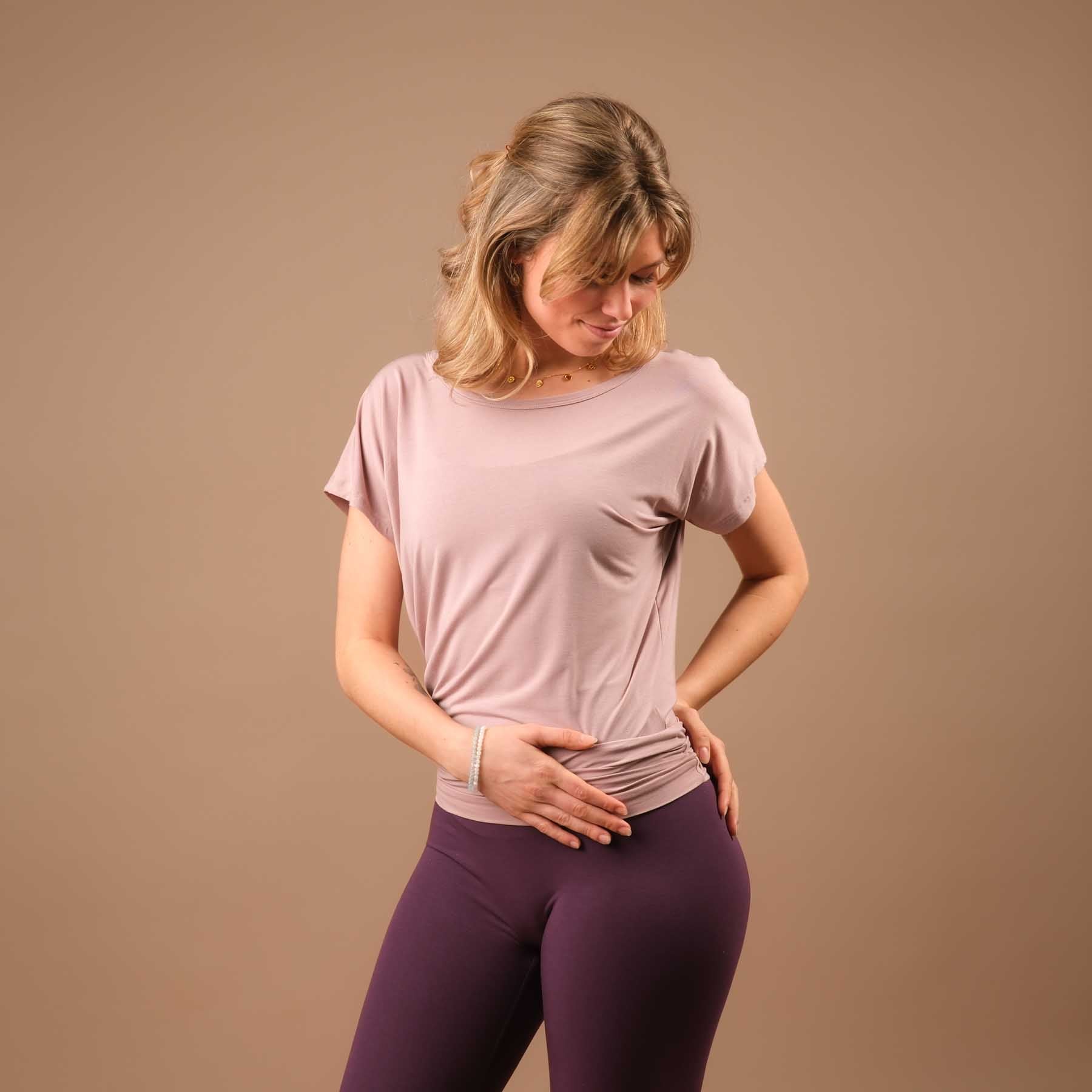 Shirt de yoga dos-nu ouvert derrière rose