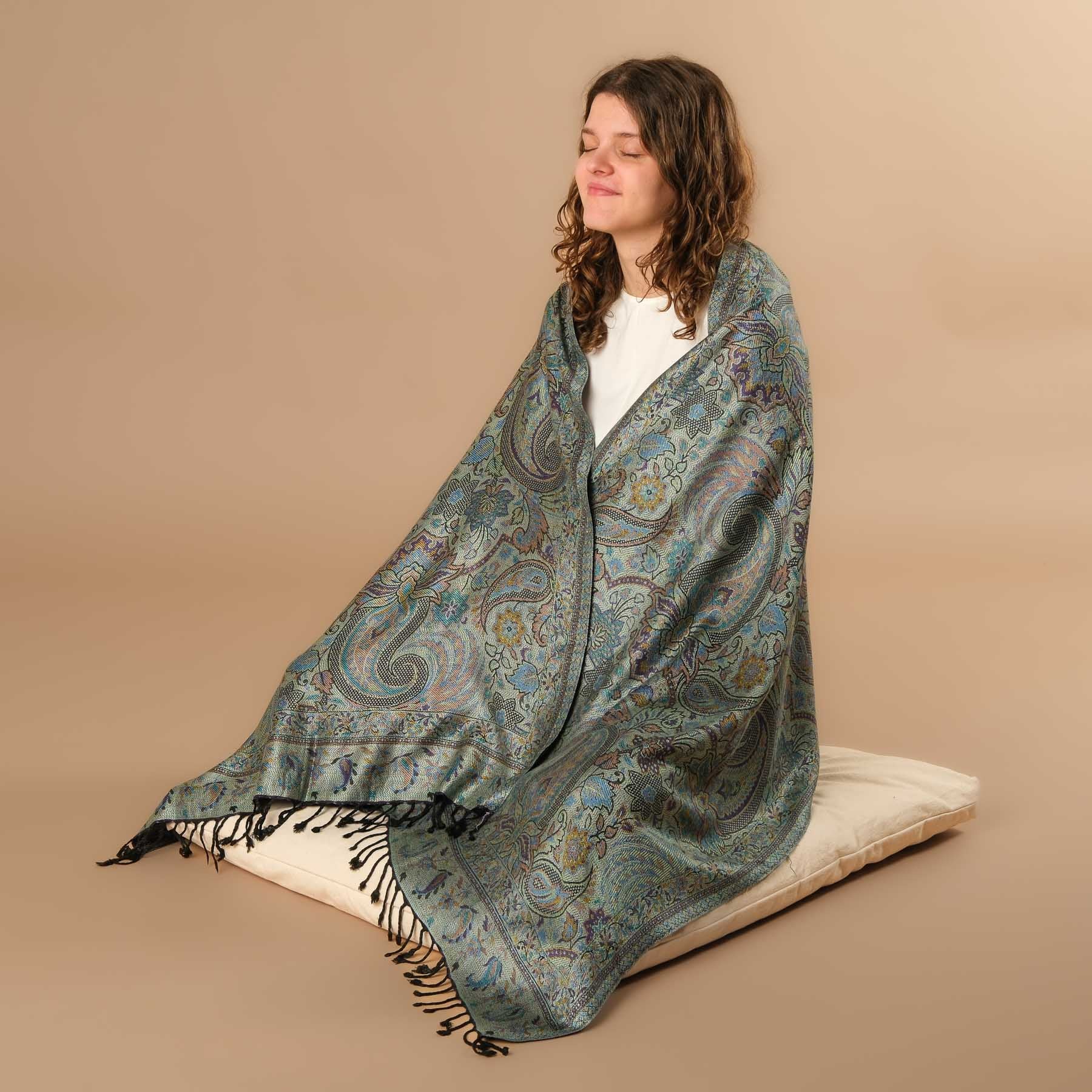 Écharpe de méditation en viscose corail