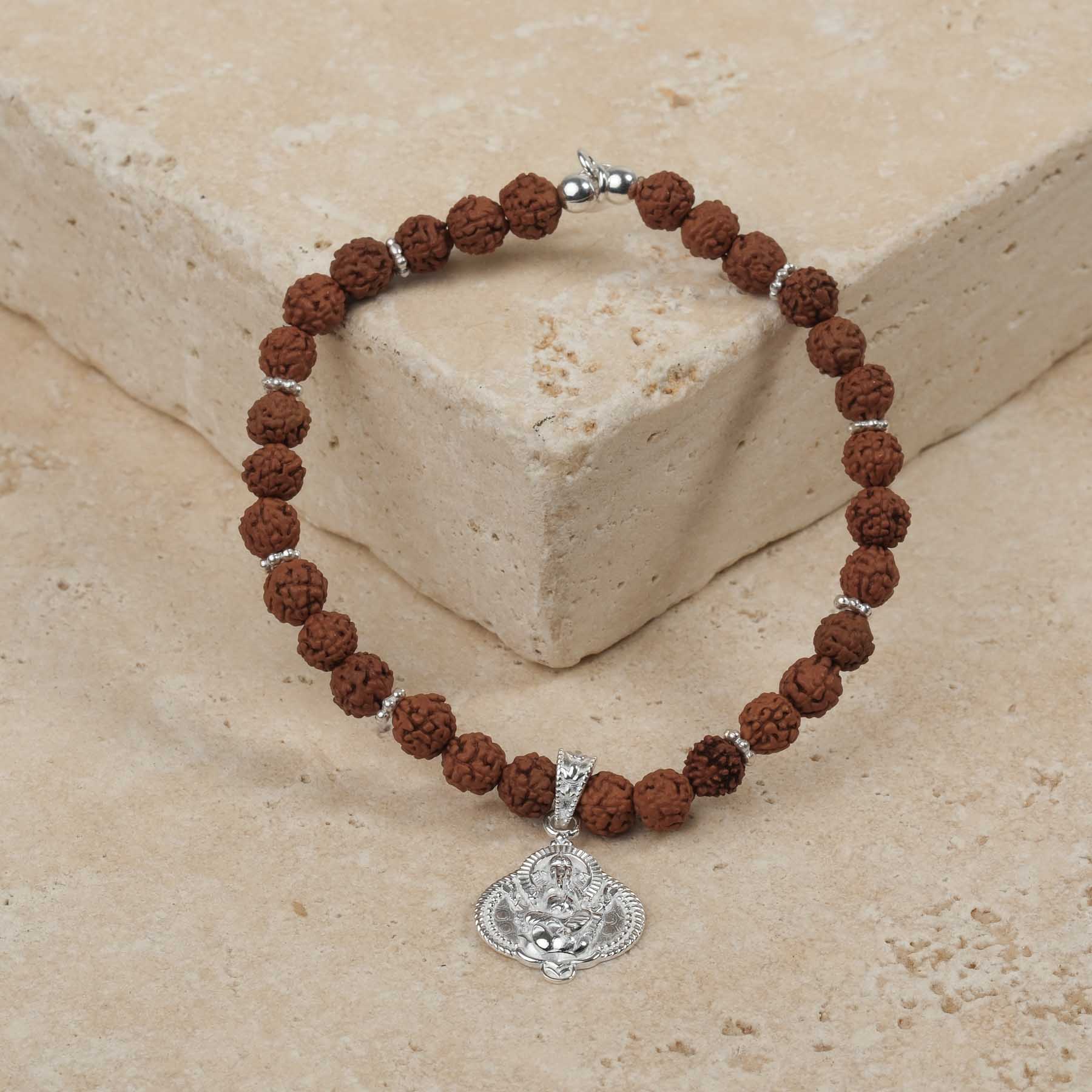 Bracelet Ganesh avec perles de Rudraksha argentées