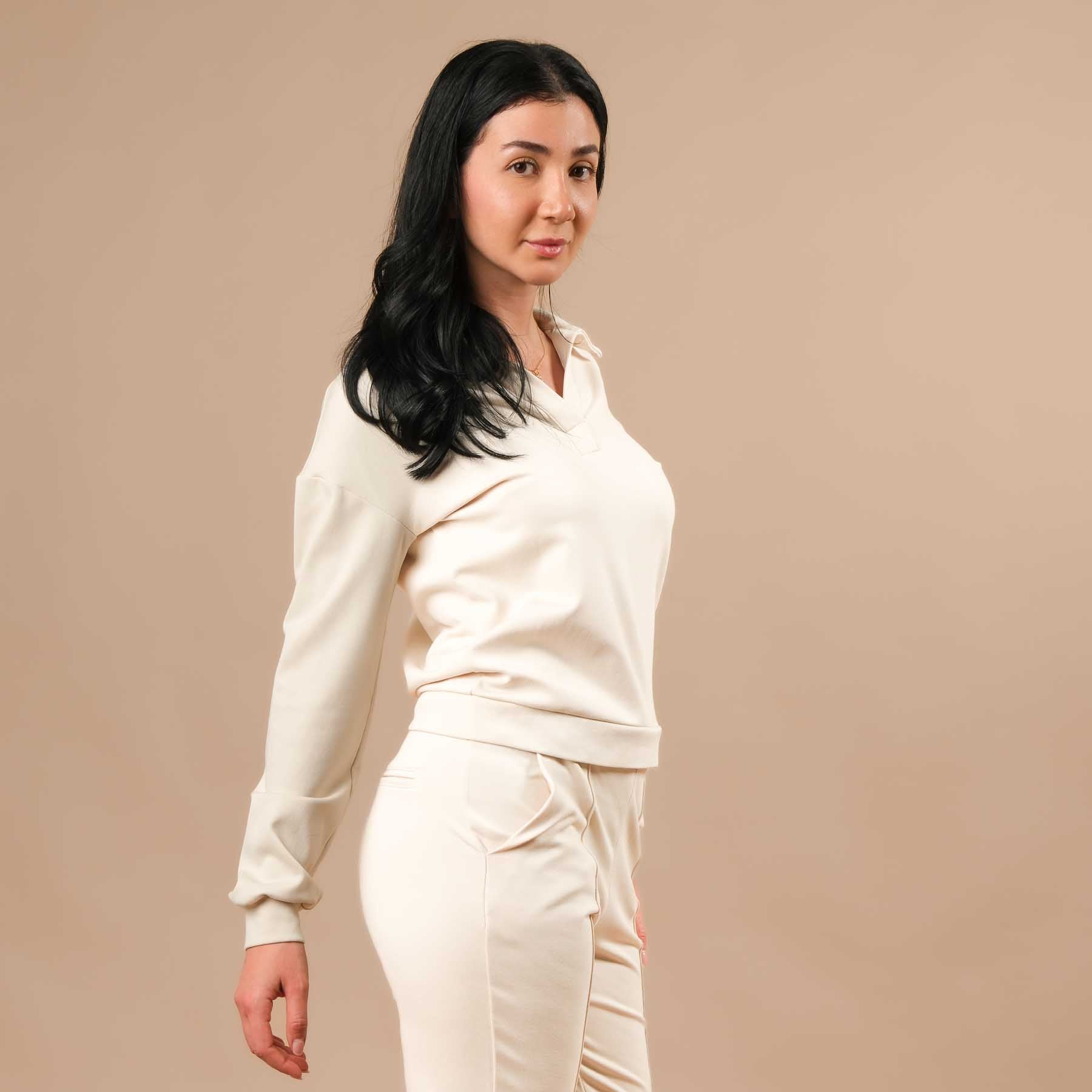 Sweat d'affaires élégant pour femmes - idéal pour le bureau, le home office et les voyages ecru