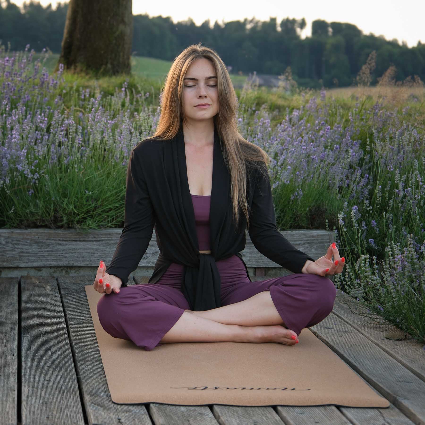 Comfy Yoga Cardigan fabriqué en Suisse noir