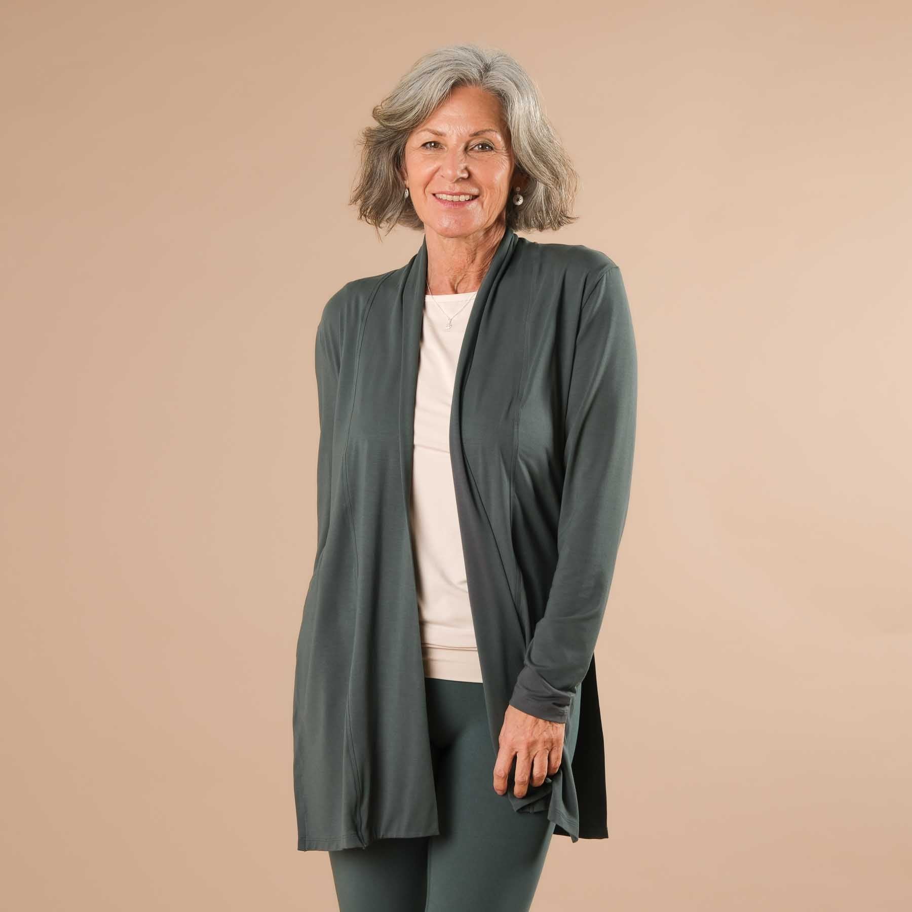 Comfy Yoga Cardigan fabriqué en Suisse émeraude