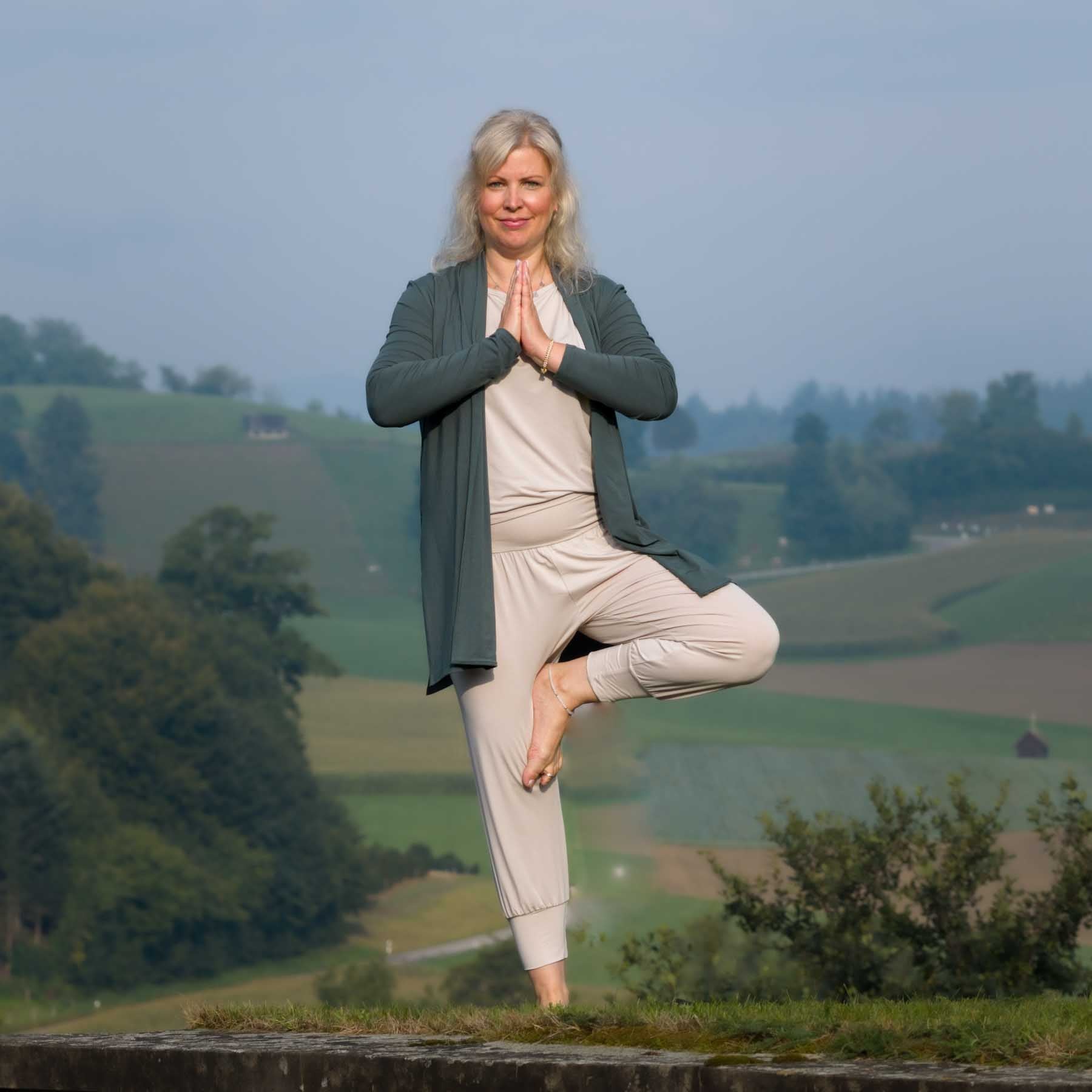 Comfy Yoga Cardigan fabriqué en Suisse émeraude
