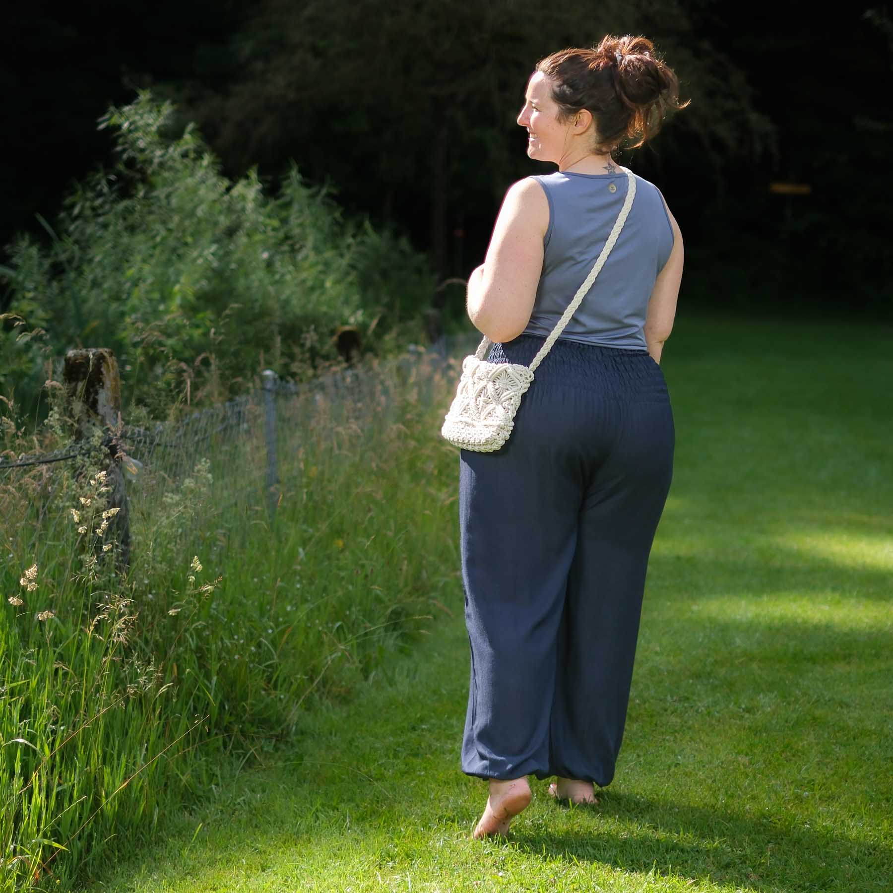 Pantalon de yoga harem uni bleu marine