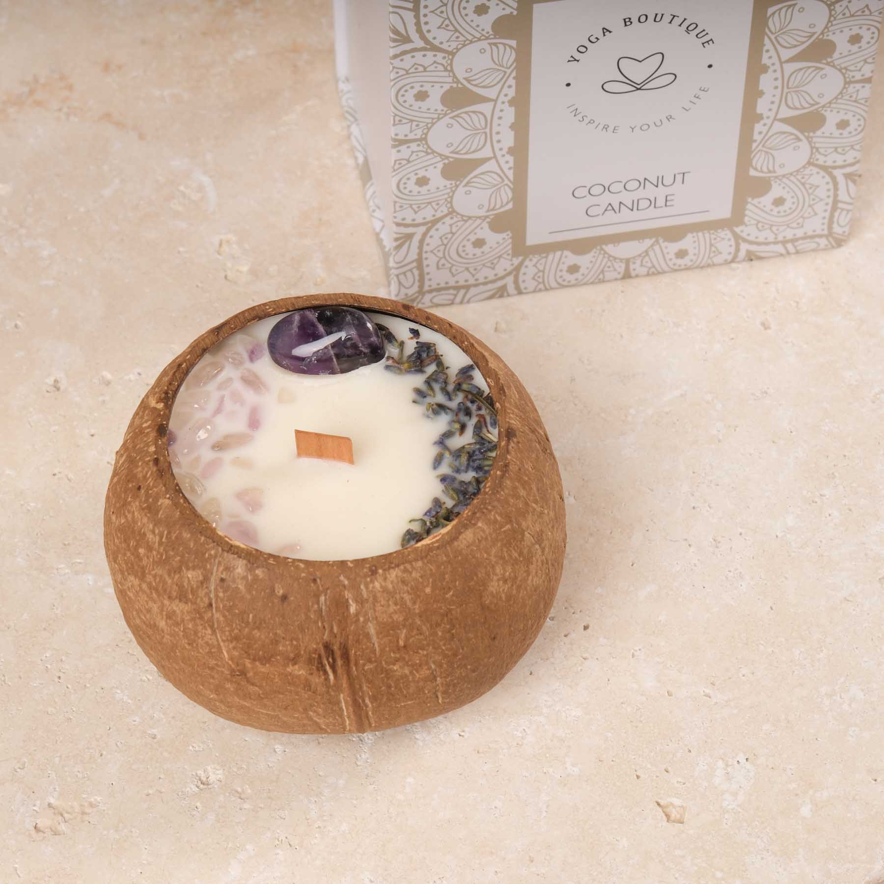 Bougie parfumée à la noix de coco et aux pierres précieuses Rose, ambre, musc & améthyste