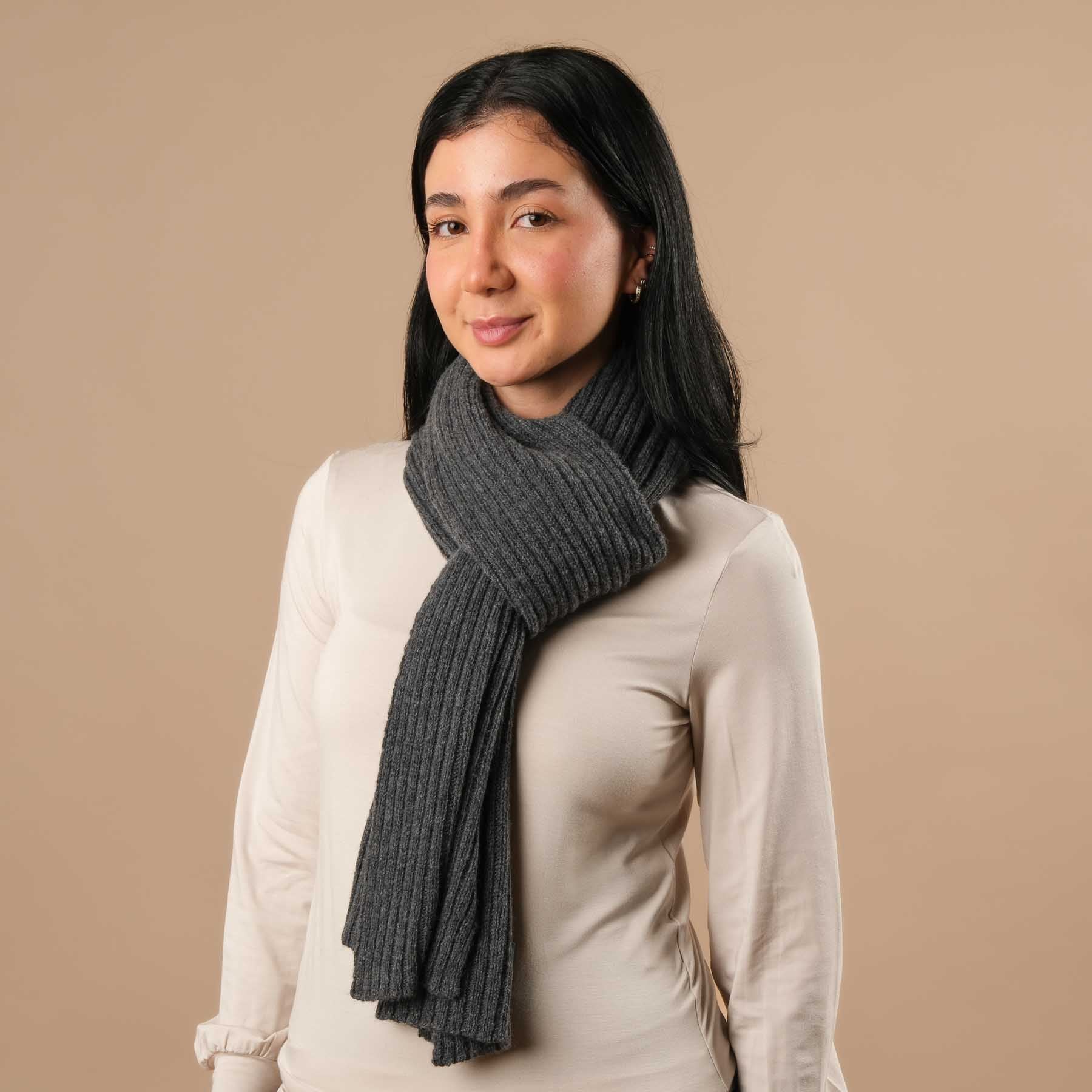 Écharpe cachemire côtelé anthracite