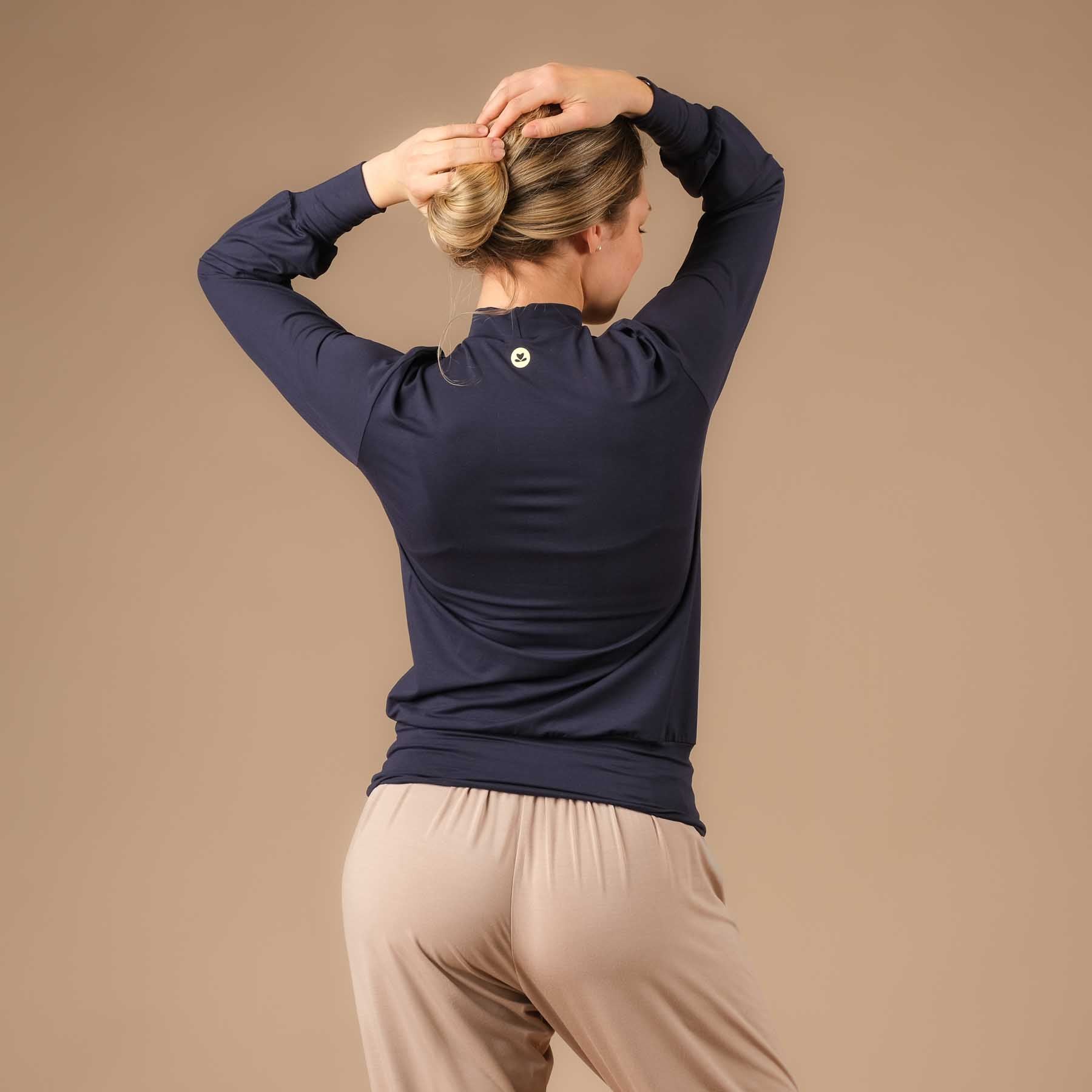 Yoga Turtleneck Col Shirt manches longues bleu marine