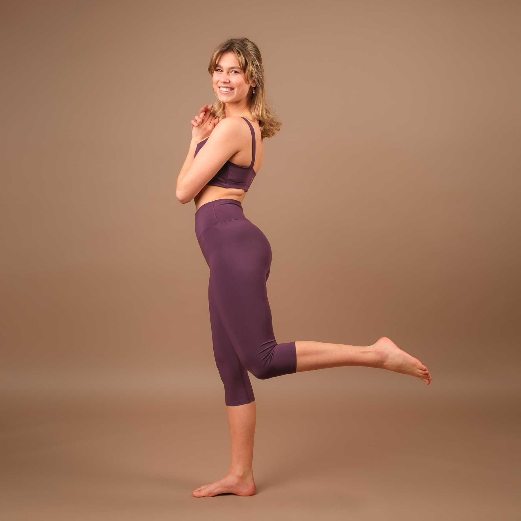 Yoga Capri Leggings Comfy plum fabriqué de manière durable en Suisse