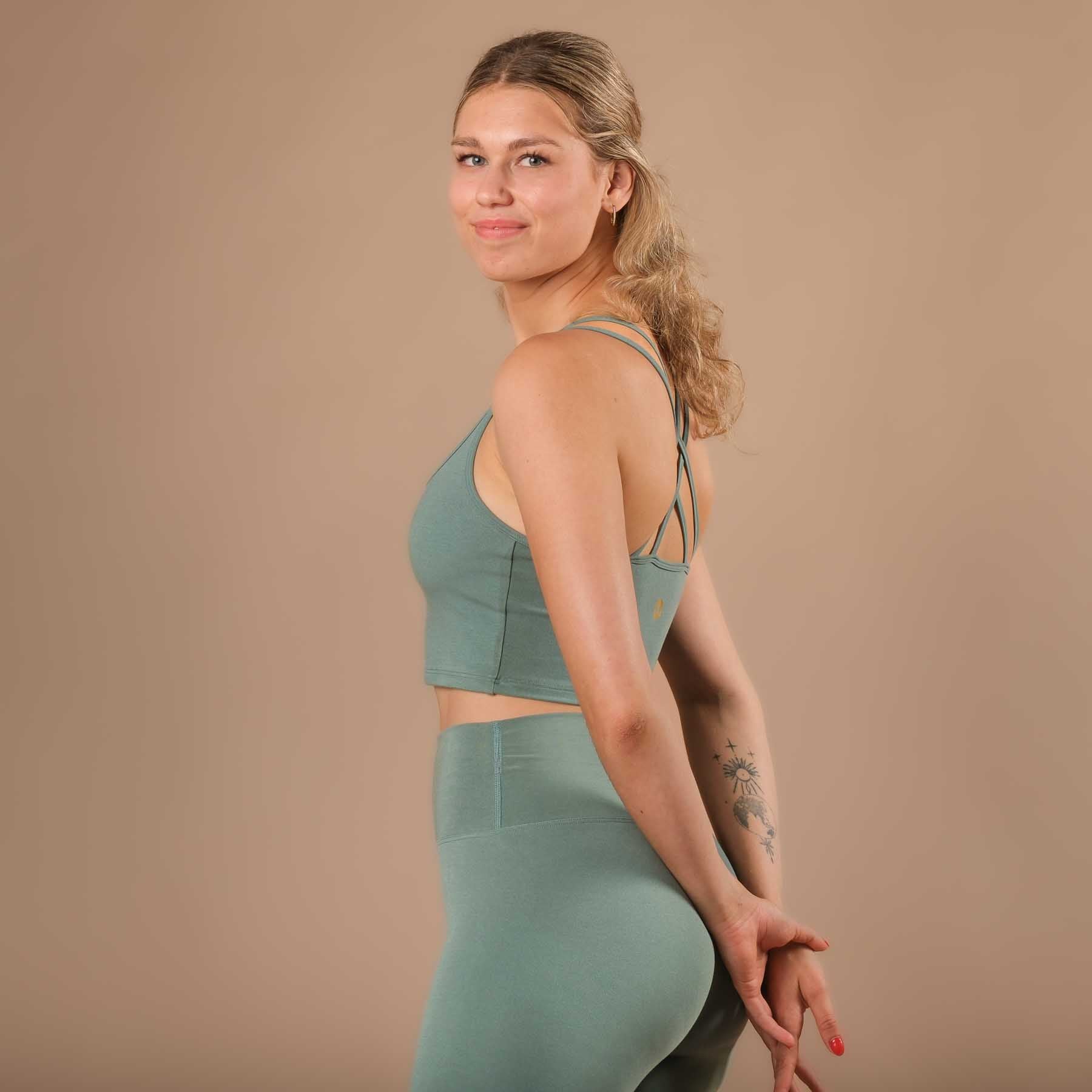 Robes de yoga Crop Top Joy pétrole en tissu durable et fabriqué en Suisse