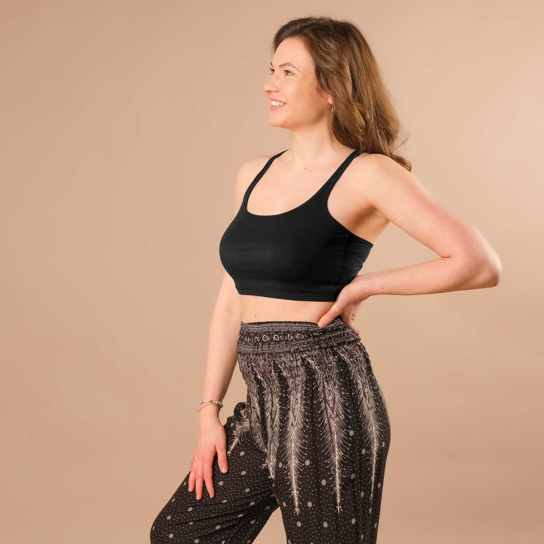 Robes de yoga Crop Top Joy noir en tissu durable et fabriqué en Suisse