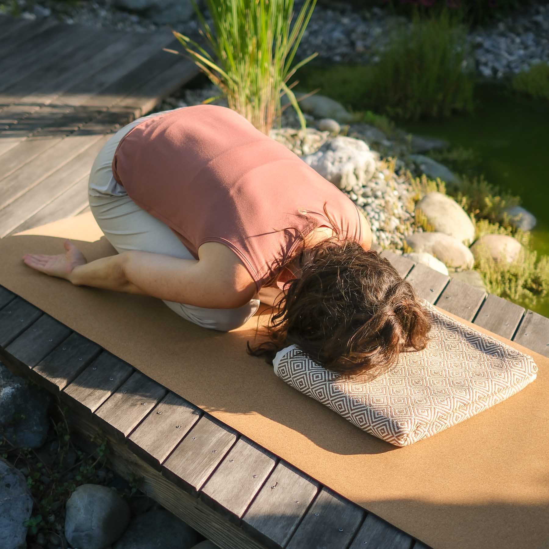 Couverture de yoga en coton bio brown-earth