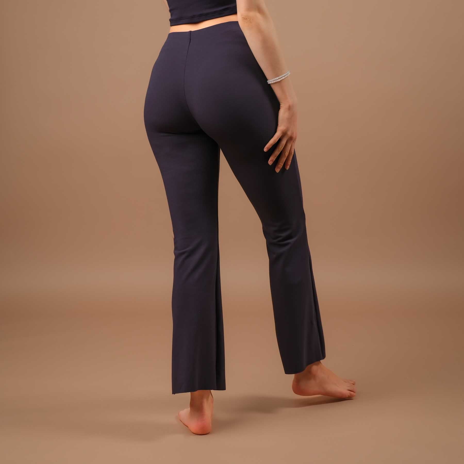 Yoga Leggings Bootcut Comfy produit durablement en Suisse navy