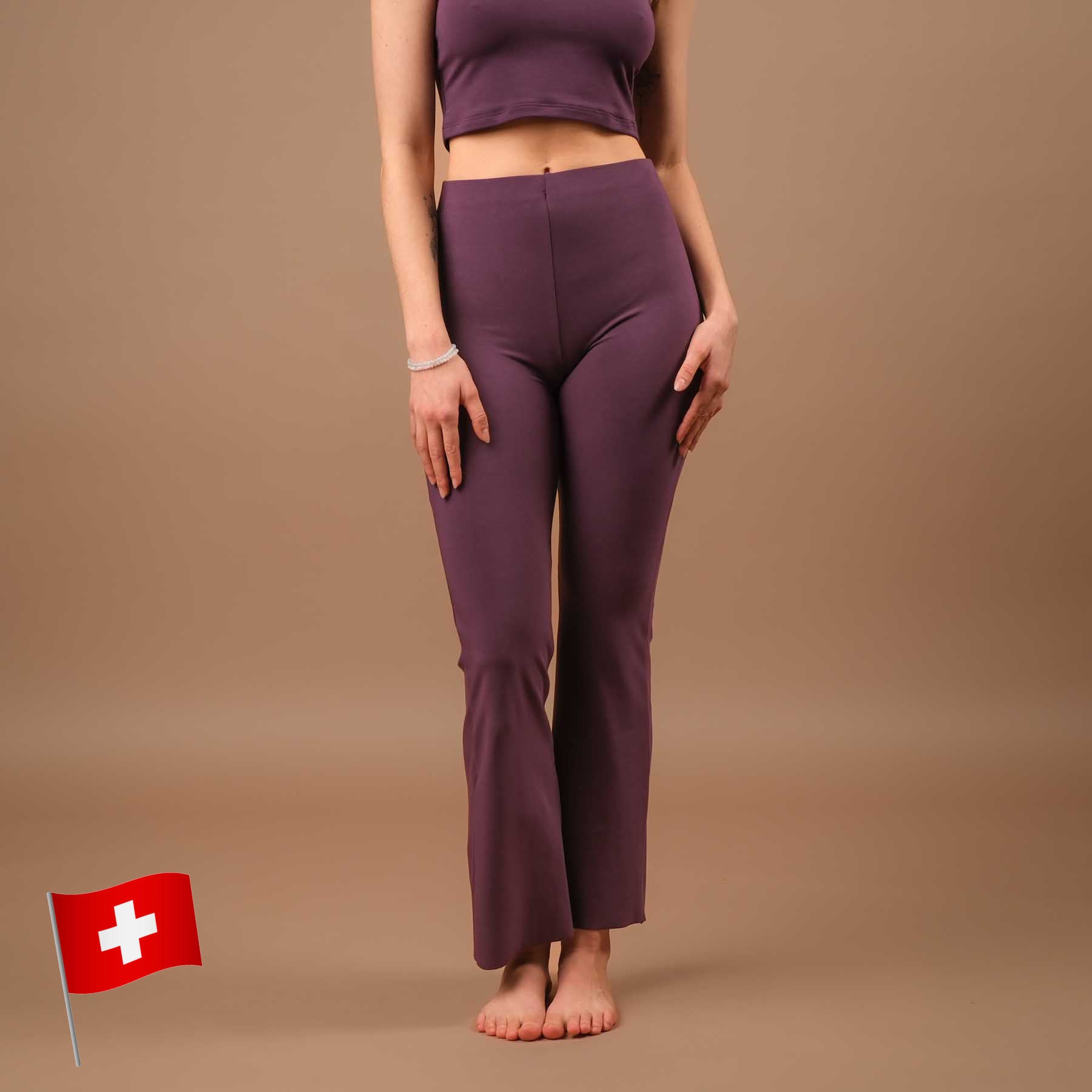 Yoga Leggings Bootcut Comfy produit durablement en Suisse plum