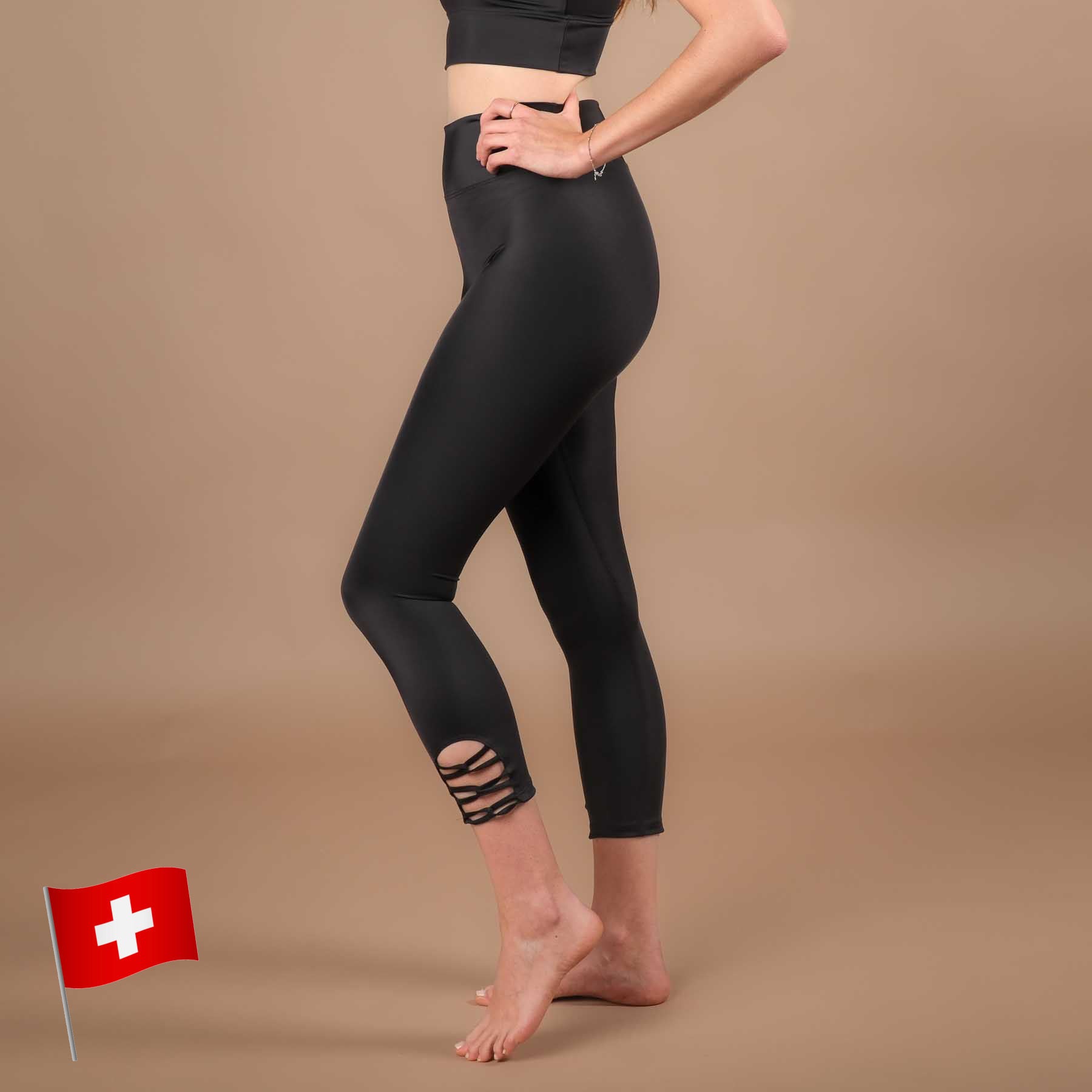 Leggings de yoga 7/8 Eco Mare fabriqués en Suisse à partir de tissu Econyl recyclé noir