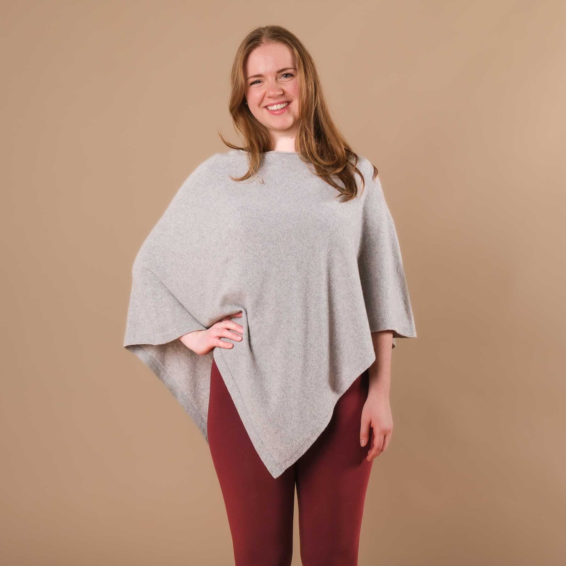 Poncho en cachemire durable gris