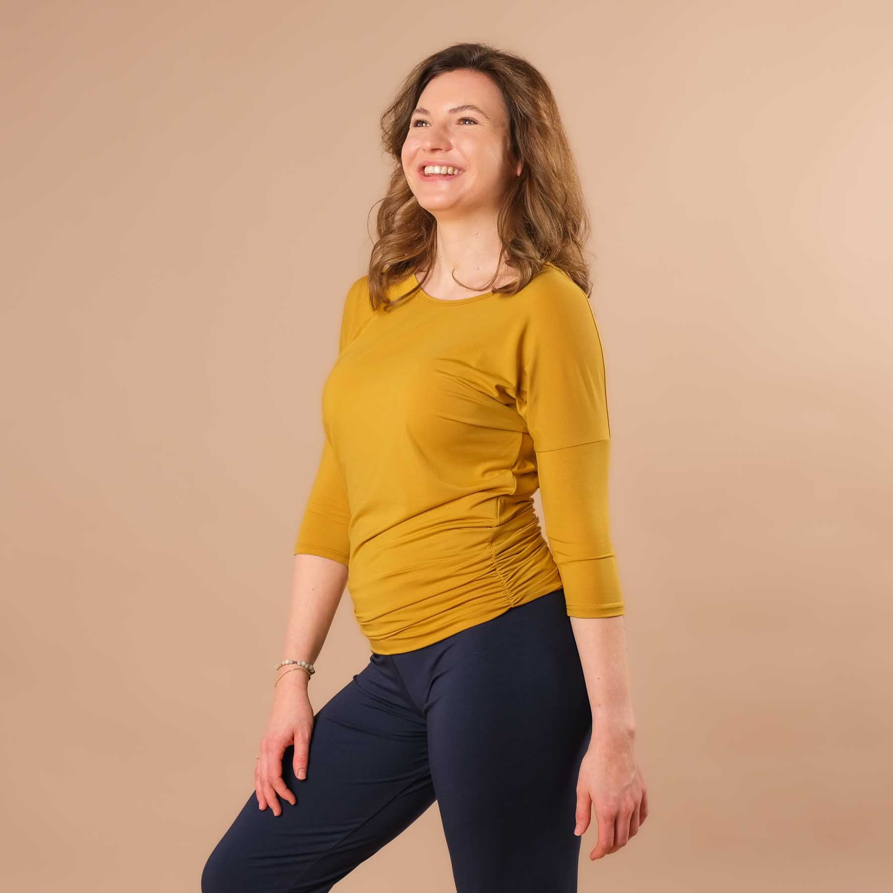 Yoga Shirt Comfy manches 3/4, fabriqué en Suisse, tissu très doux, curry