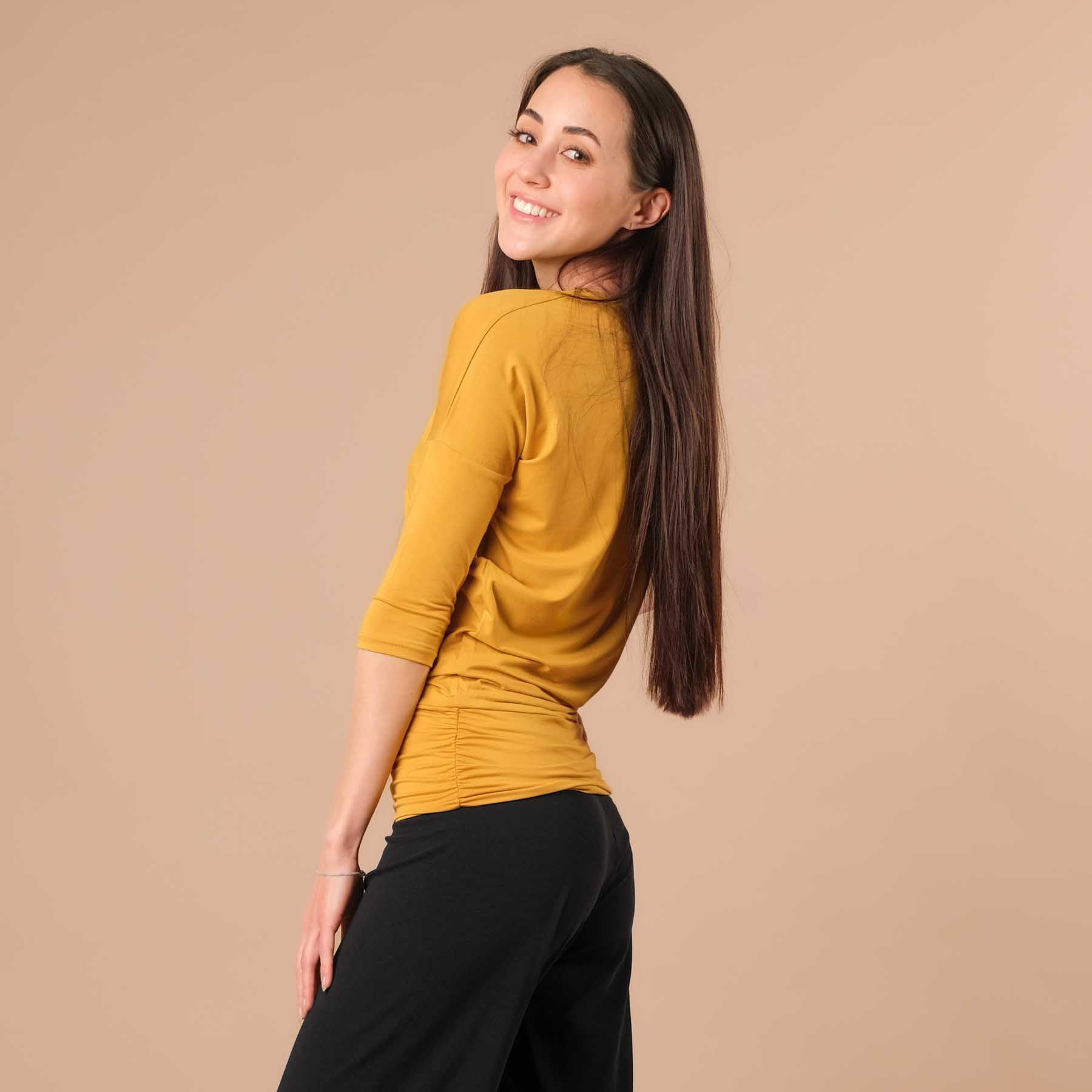 Yoga Shirt Comfy manches 3/4, fabriqué en Suisse, tissu très doux, curry