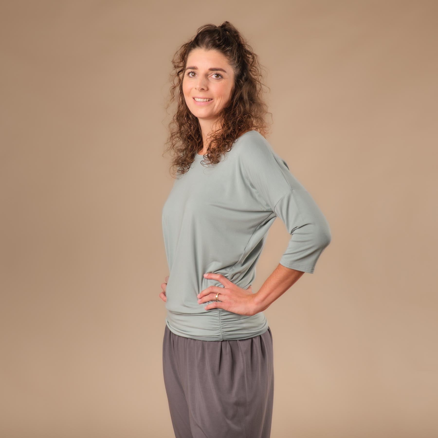 Yoga Shirt Comfy manches 3/4, fabriqué en Suisse, tissu très doux, green-water