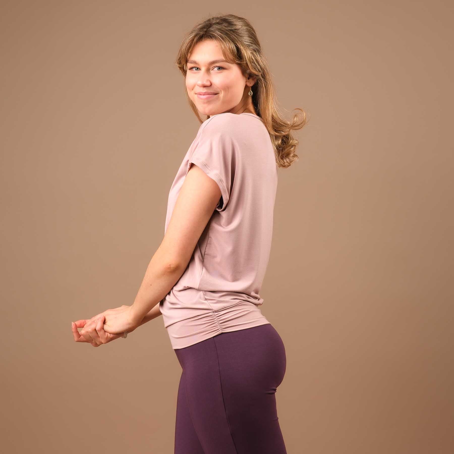Yoga Shirt Comfy manches courtes durablement fabriqué en Suisse rose