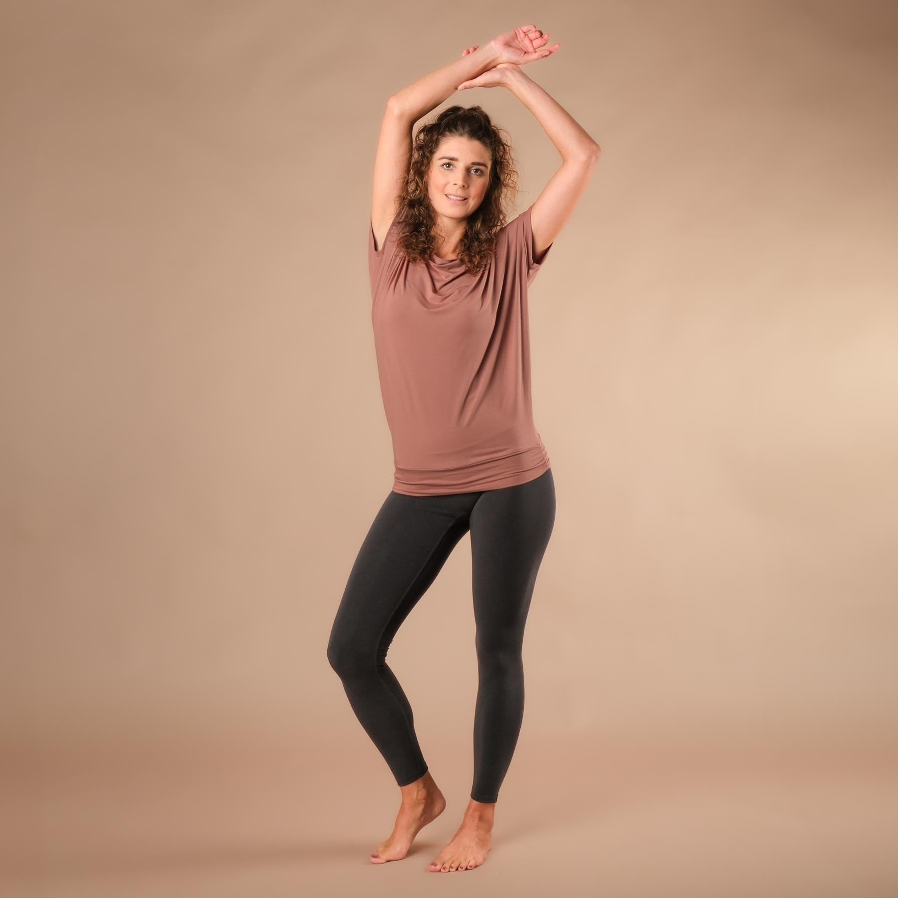 Chemise cascade de yoga, super durable, cousue en Suisse, terracotta