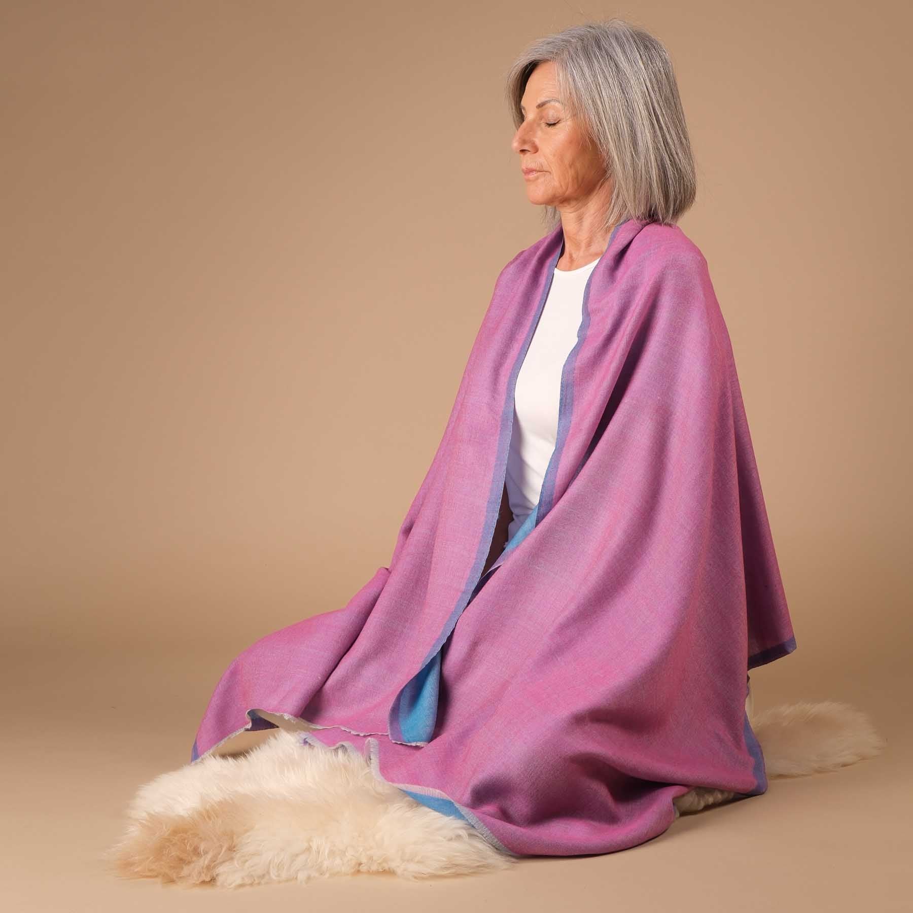 Foulard de méditation écharpe laine fine bleu rose double