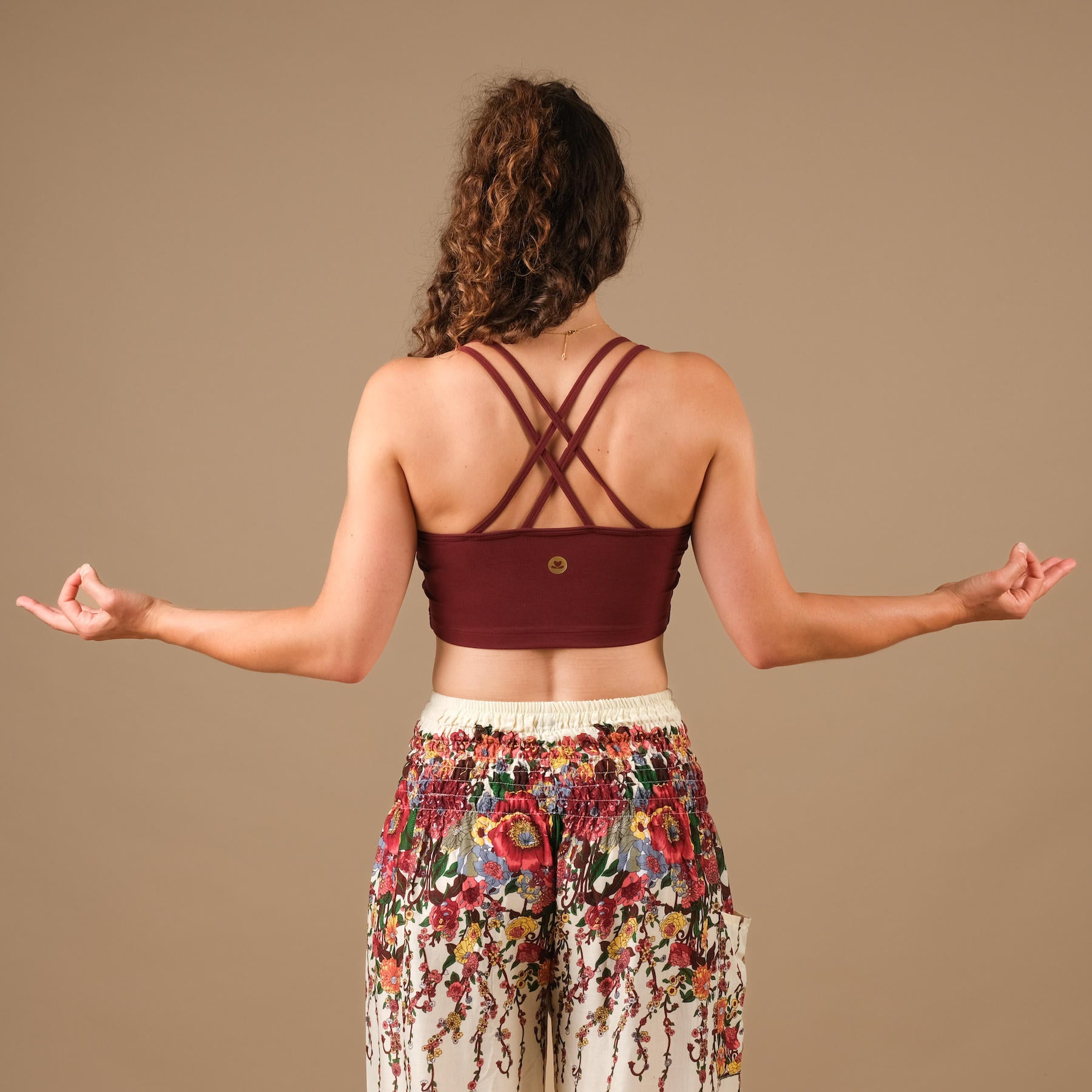 Crop Top de yoga Joy bordeaux en tissu durable et fabriqué en Suisse
