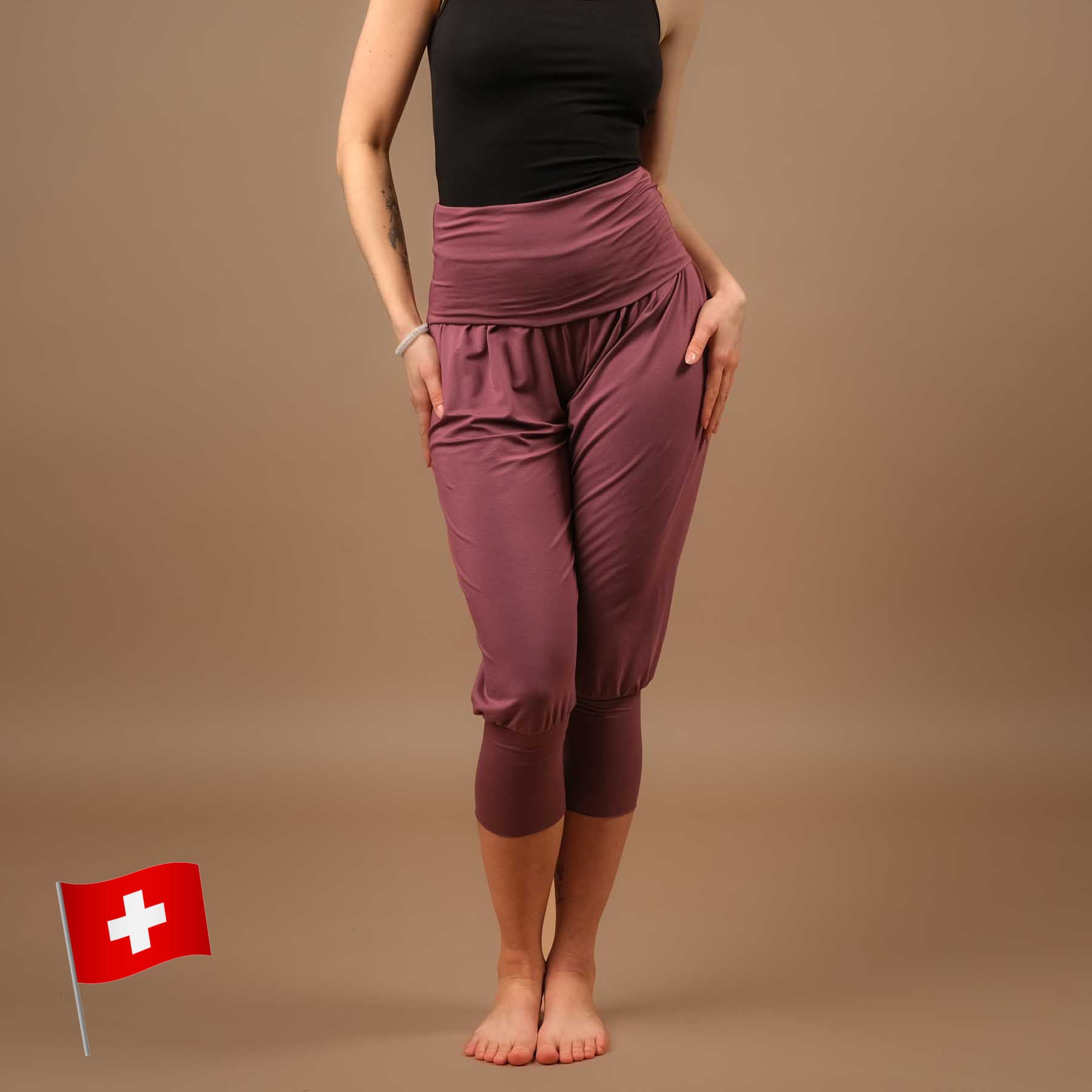Durable pantalon de yoga ample pantalon de harem 3/4 Taj Mahal fabriqué en Suisse, aubergine